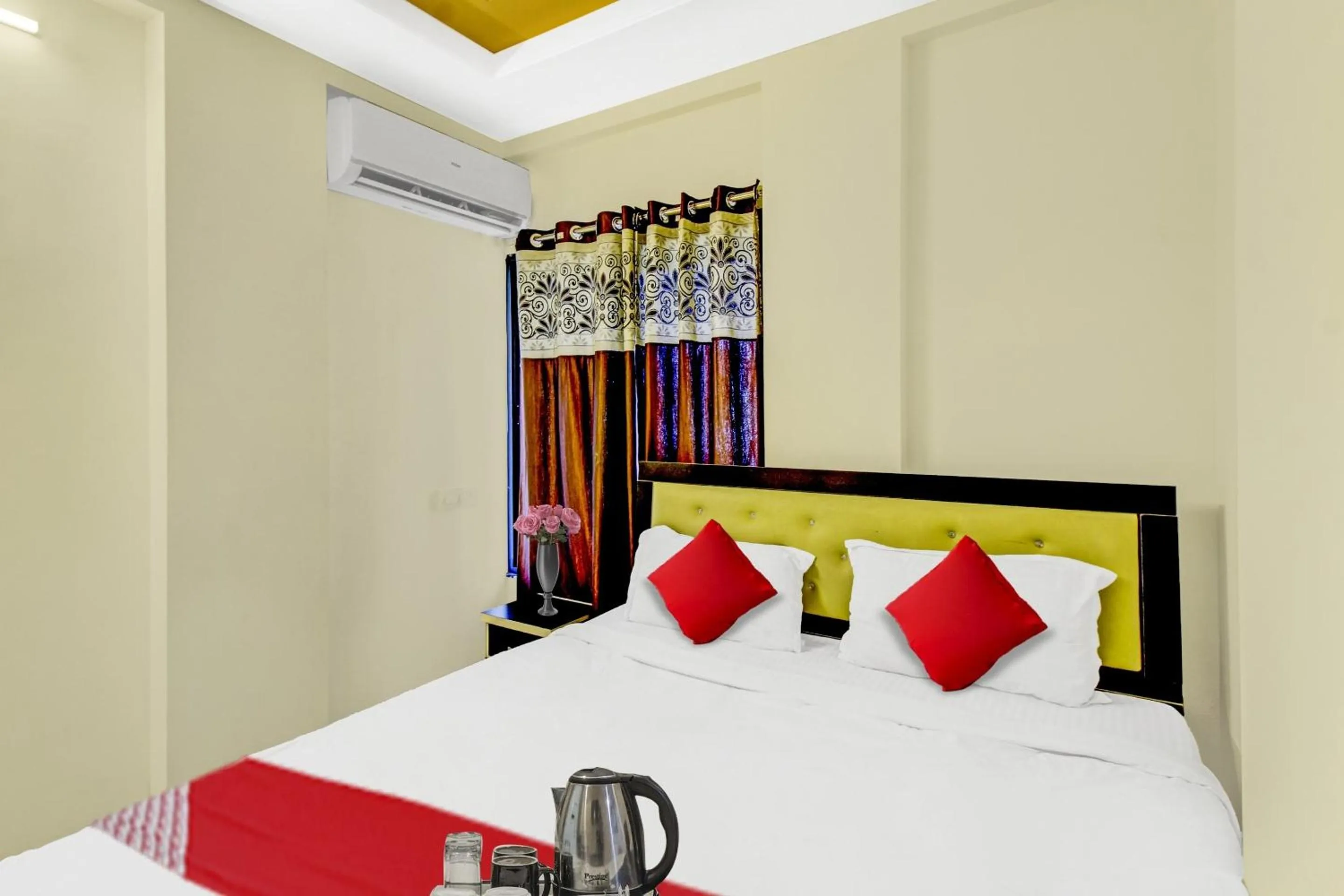 Bedroom in Hotel O Ap Royal Rooms