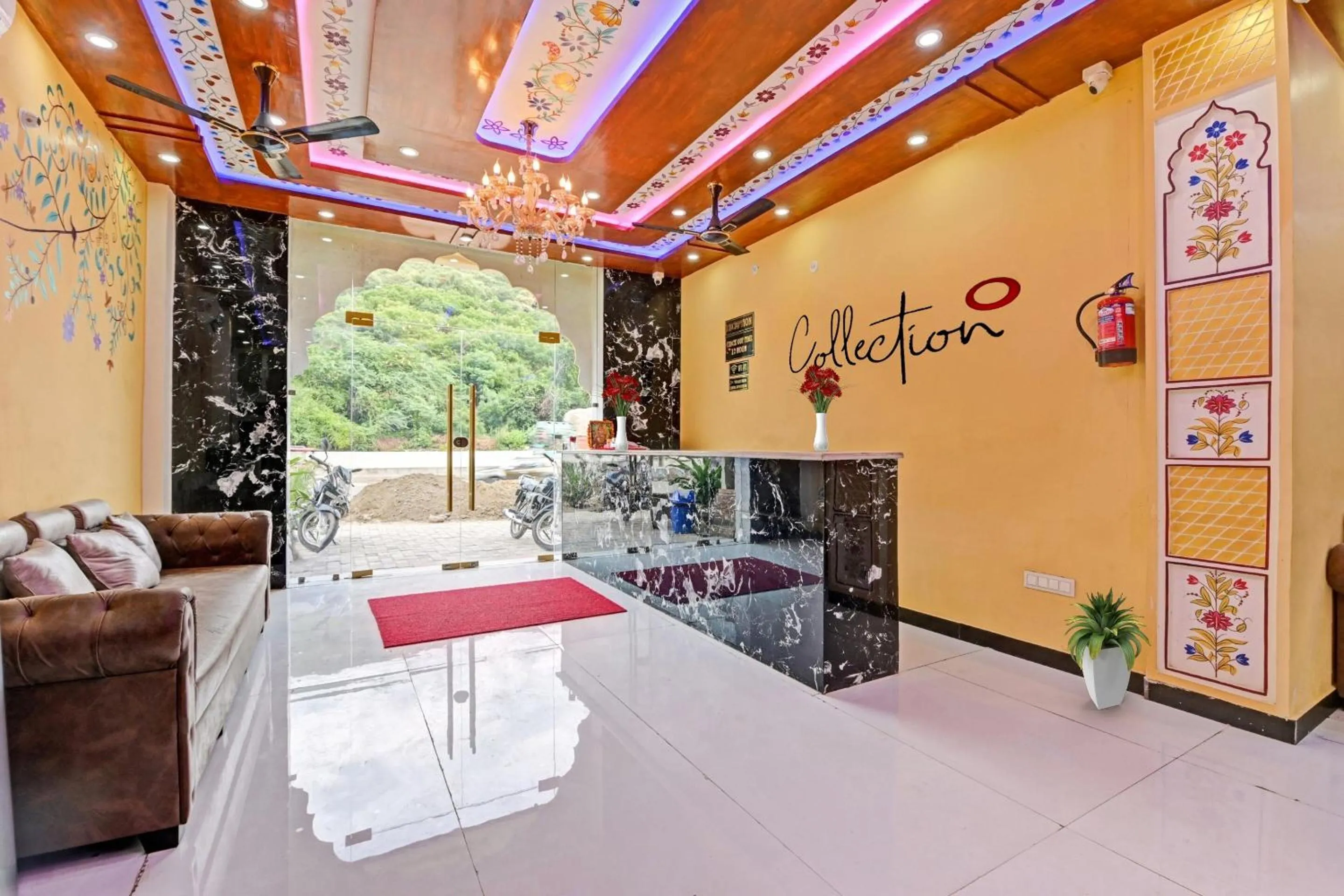 Lobby or reception in Hotel O by OYO Imperial Palace