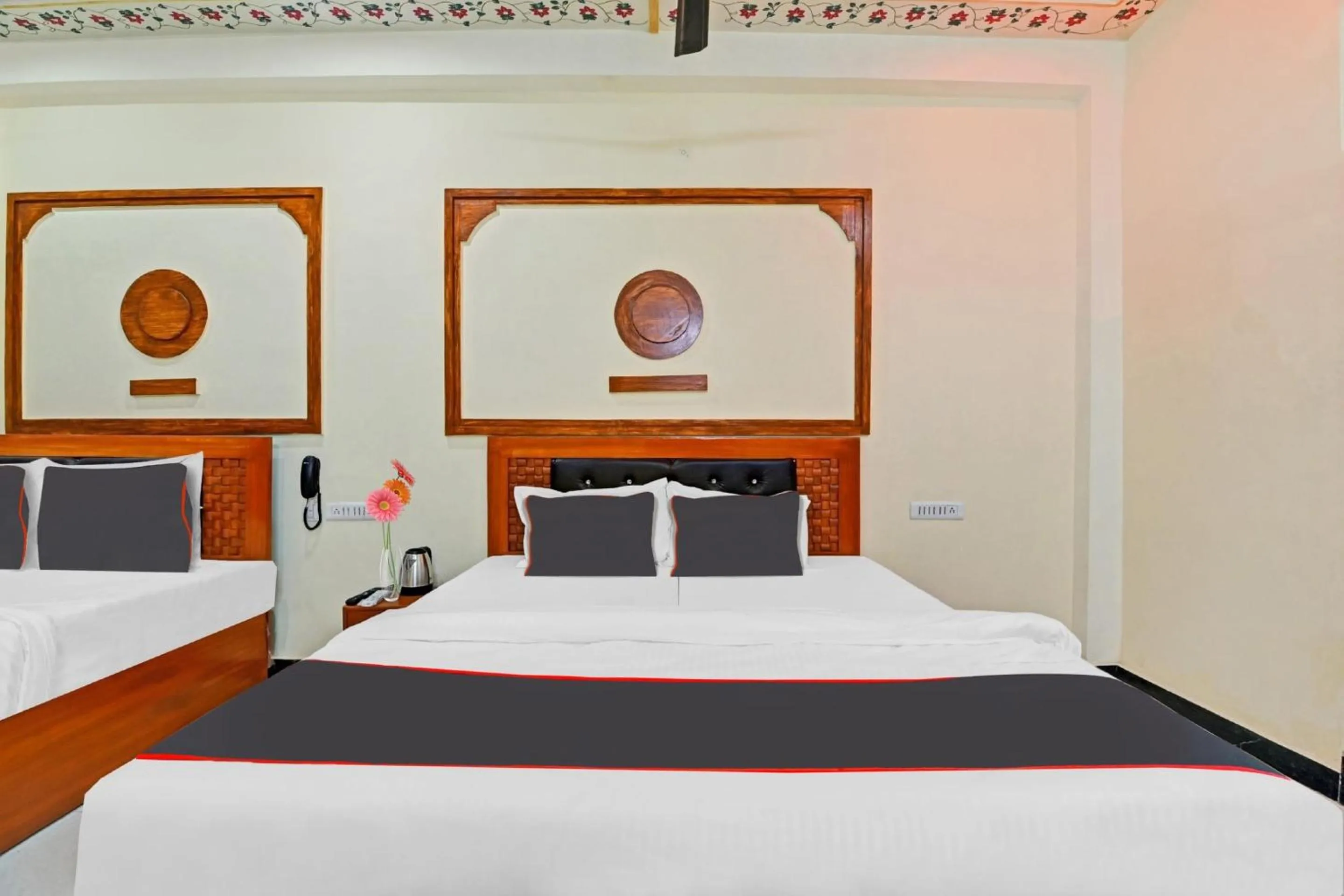 Bedroom in Hotel O by OYO Imperial Palace