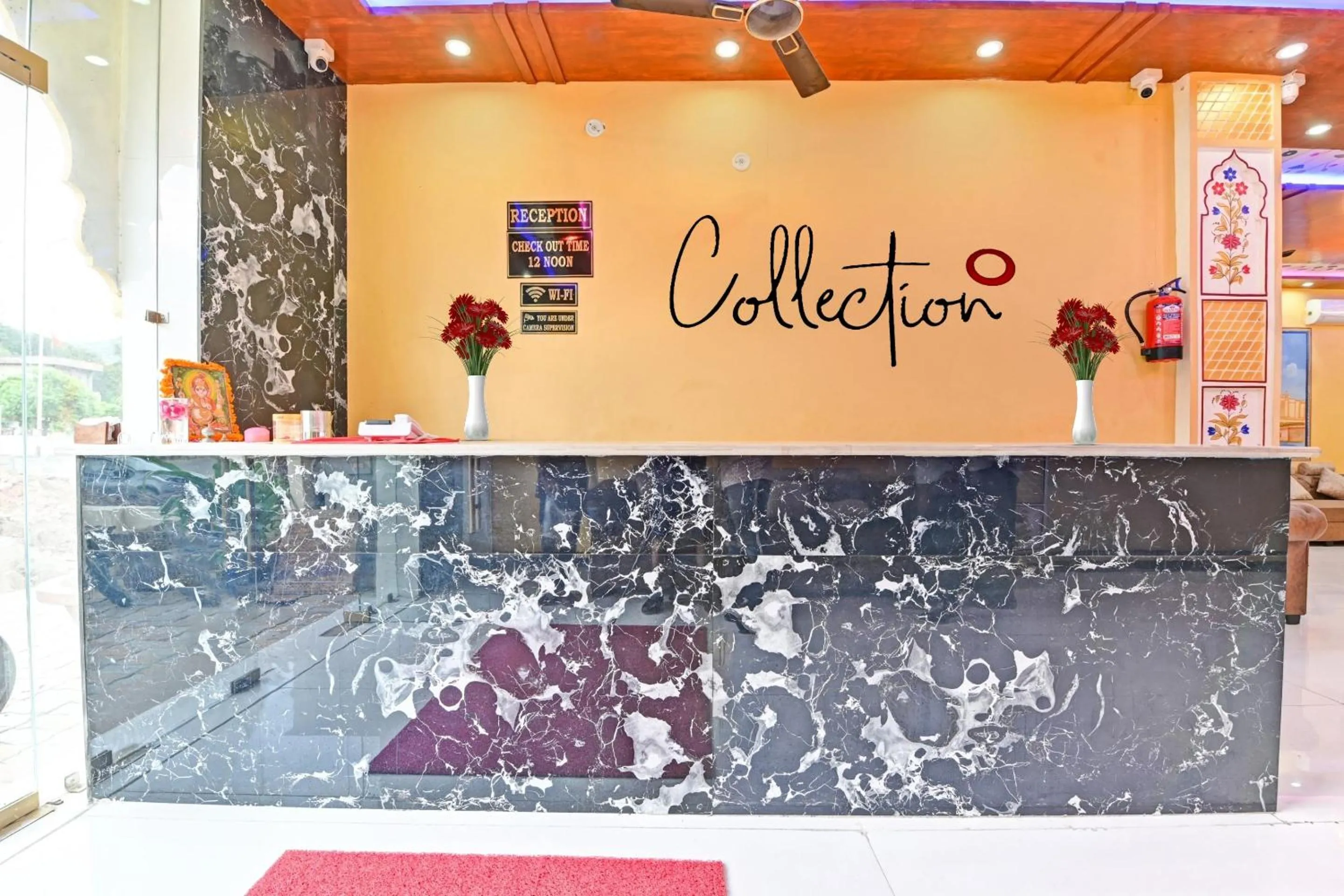 Lobby or reception in Hotel O by OYO Imperial Palace