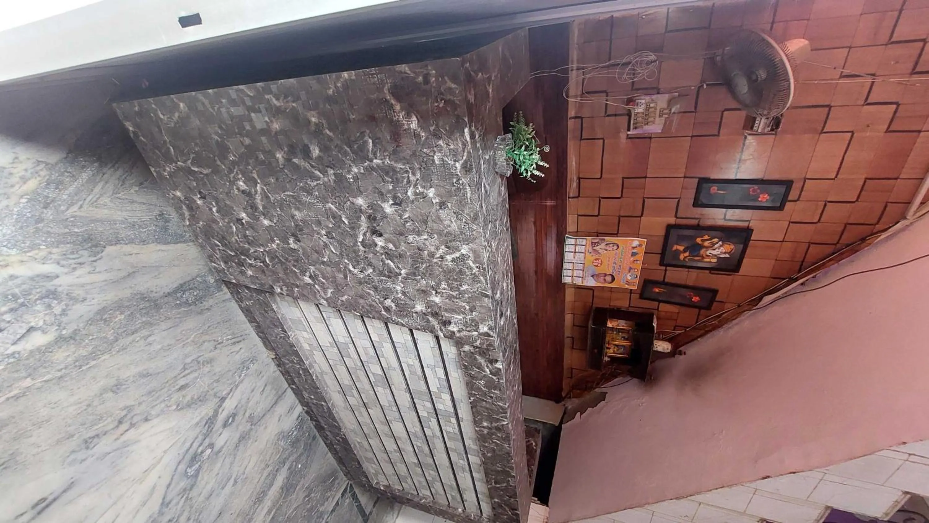 Facade/entrance in Hotel O Lion Residency