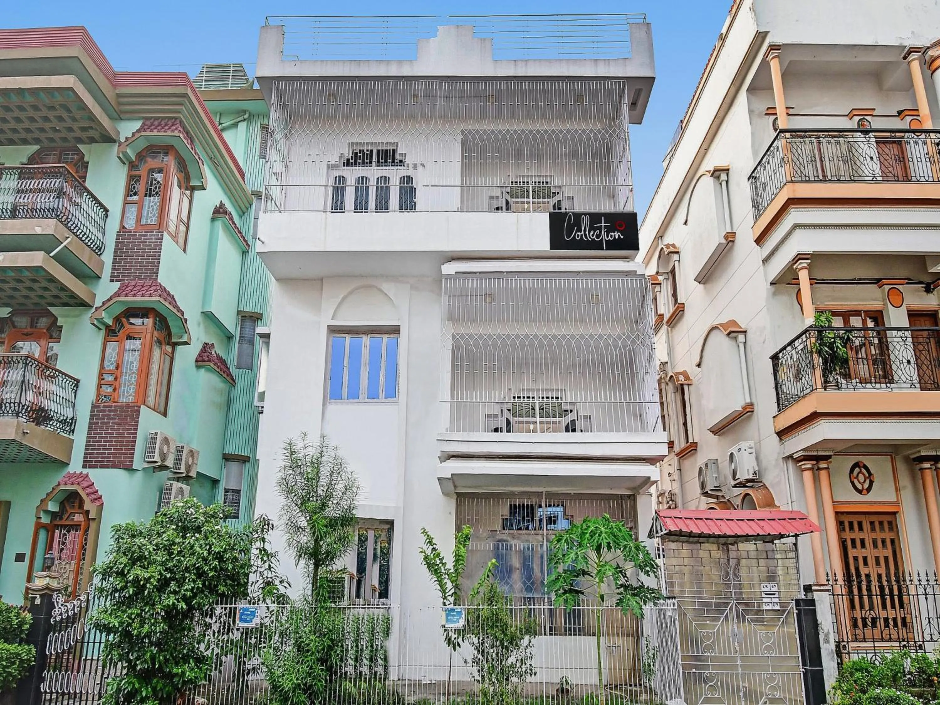 Facade/entrance in Super Capital O New All In One Near City Centre Salt Lake