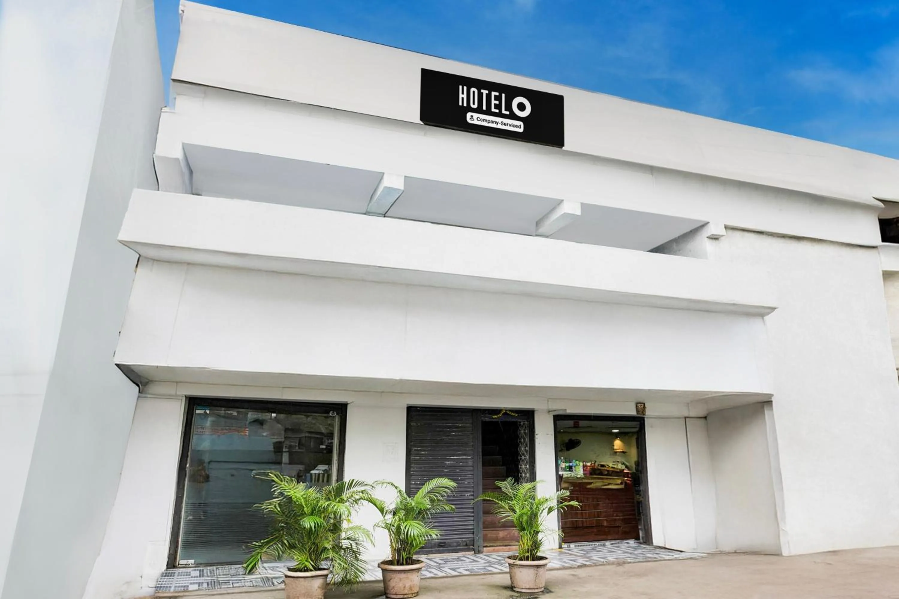 Facade/entrance in Super Hotel O Dombivali Formerly PK Lodging