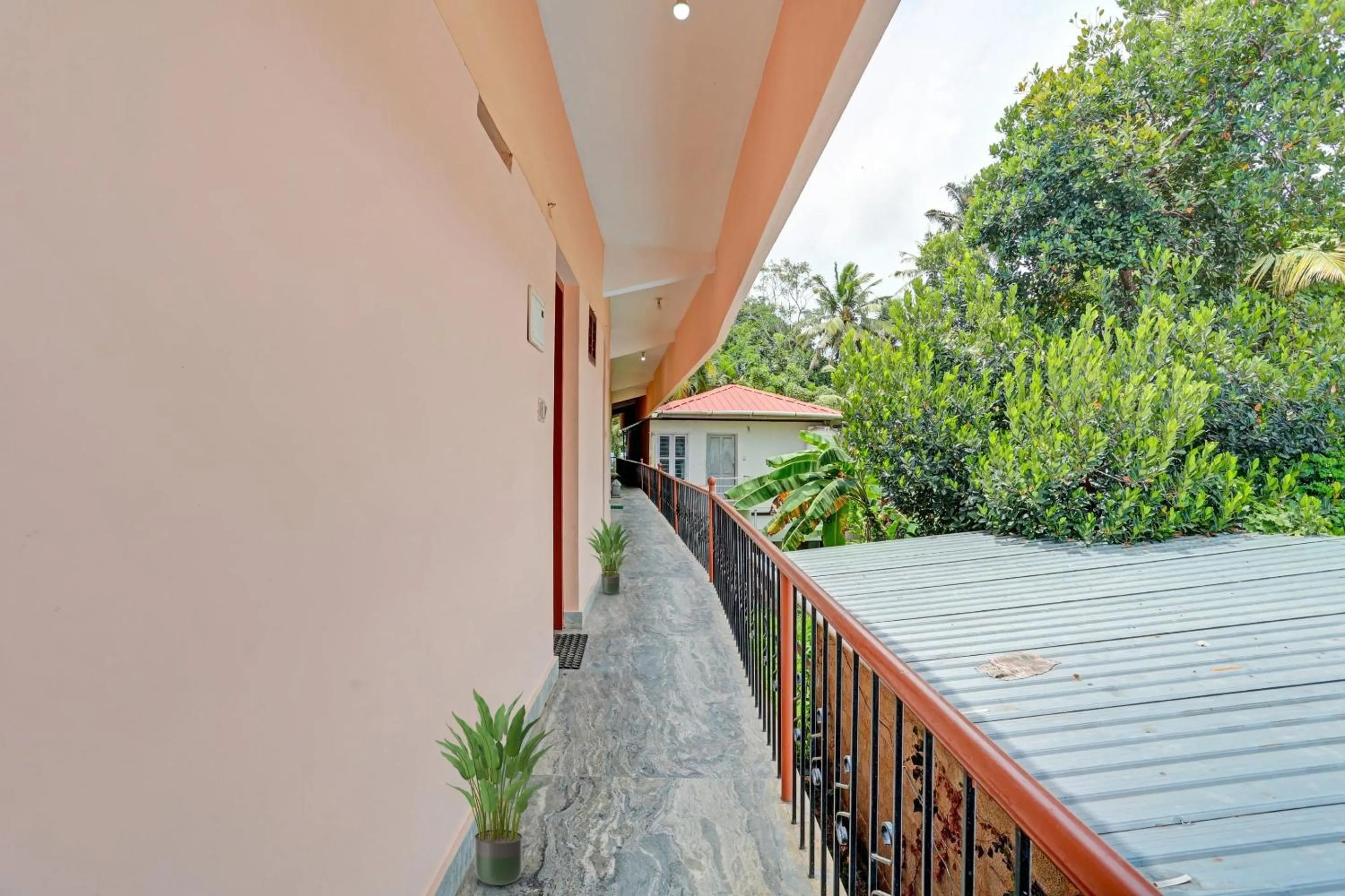 Lobby or reception in Hotel O North Park Tourist Home
