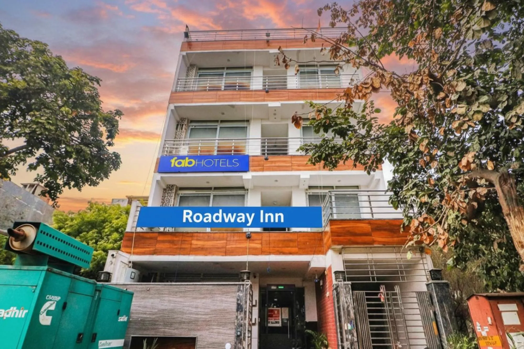 Property building in Via Roadway Inn