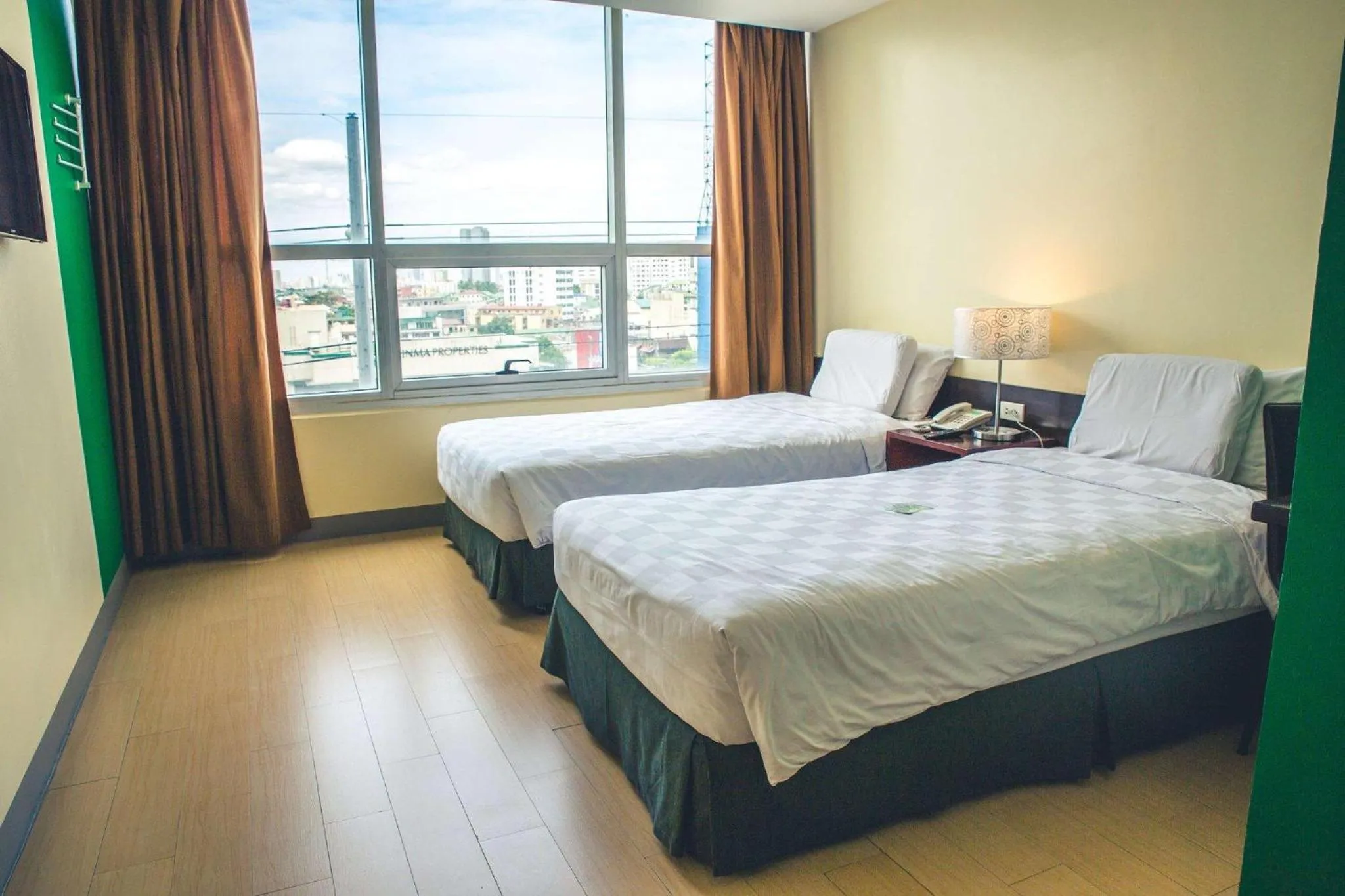 Bed in Go Hotels Plus Mandaluyong
