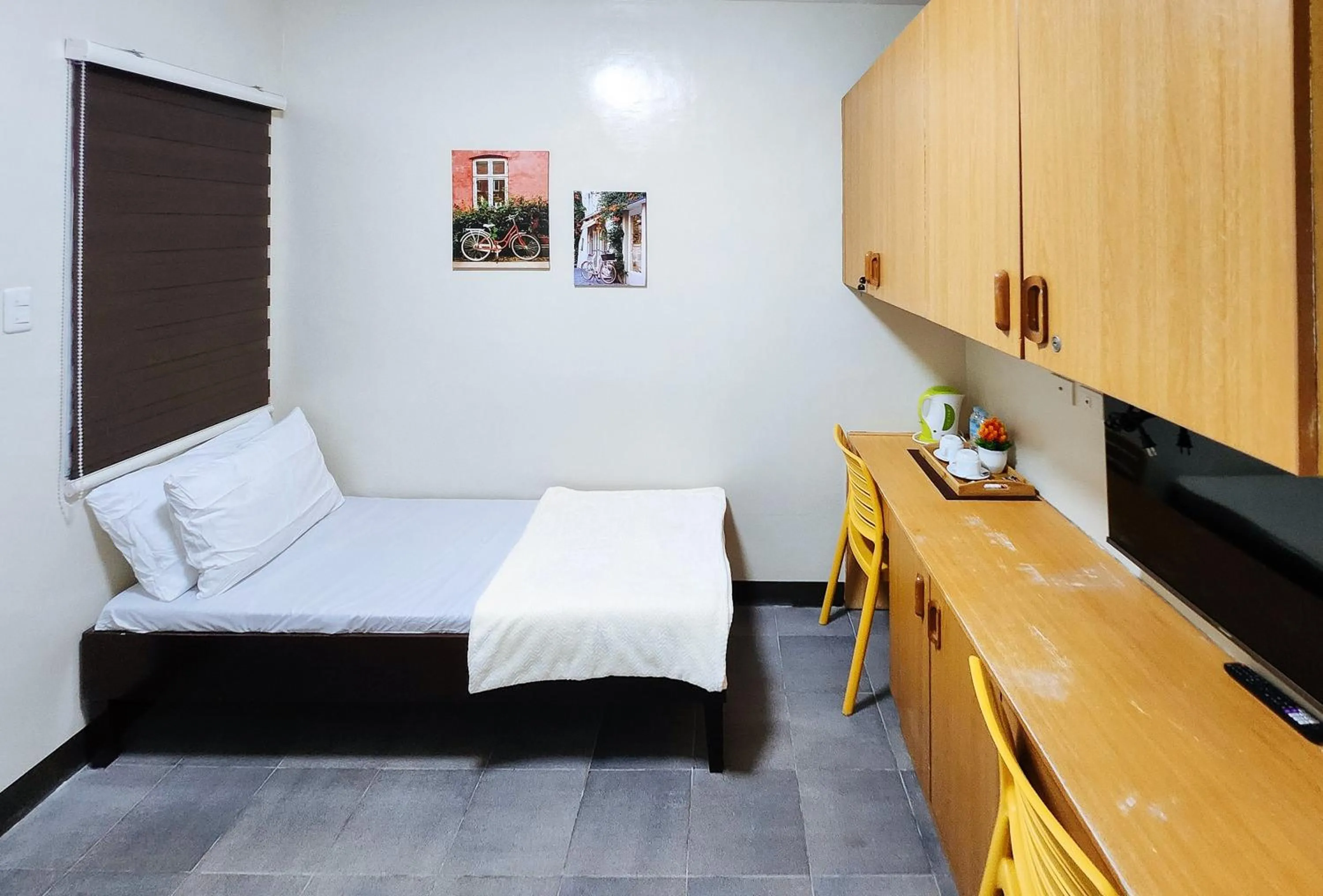 TV and multimedia, Bed in Aberdeen Haus in Mabolo