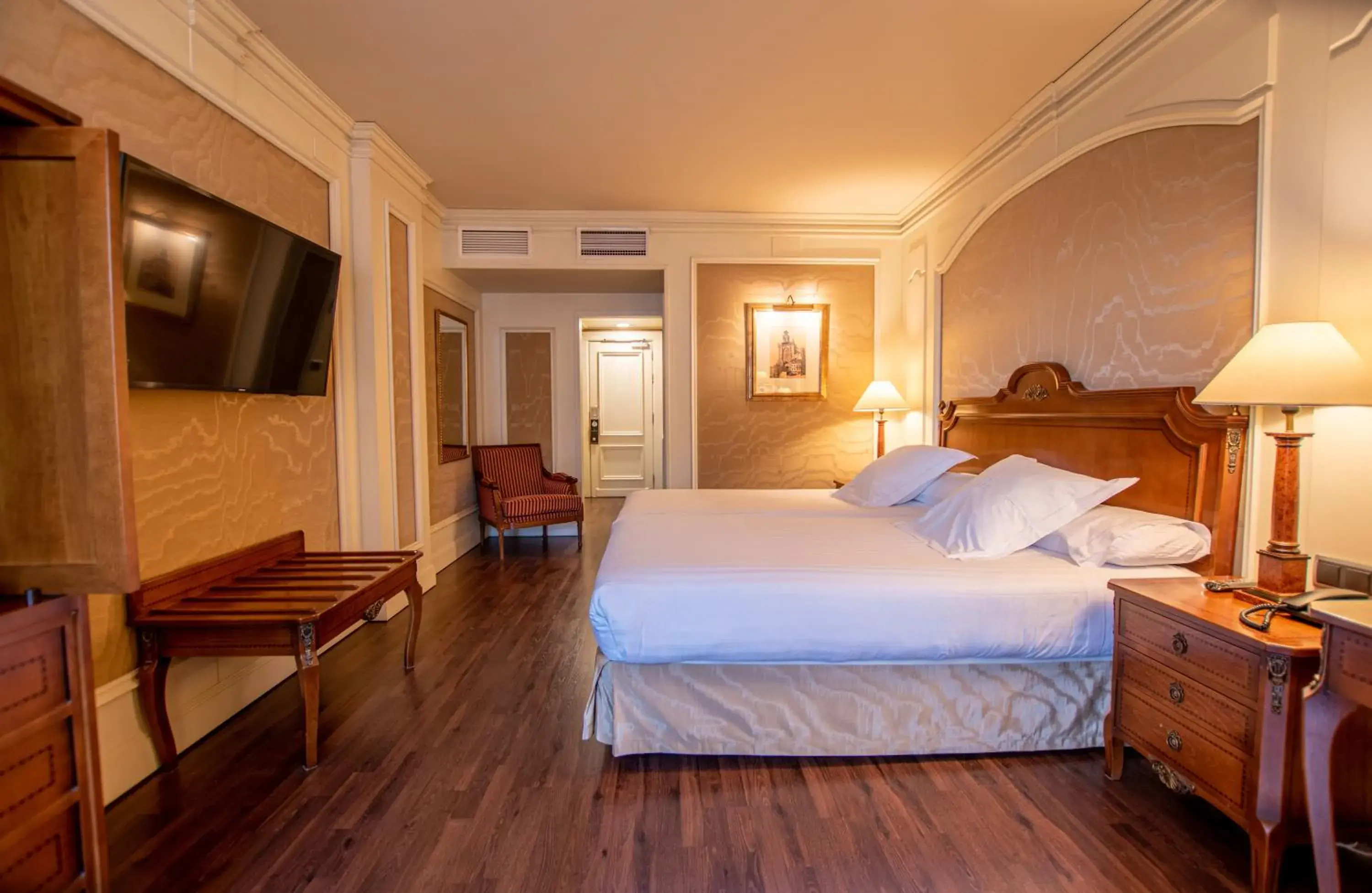 Deluxe Club in Hotel Sevilla Center Deluxe Club in Hotel Sevilla Center