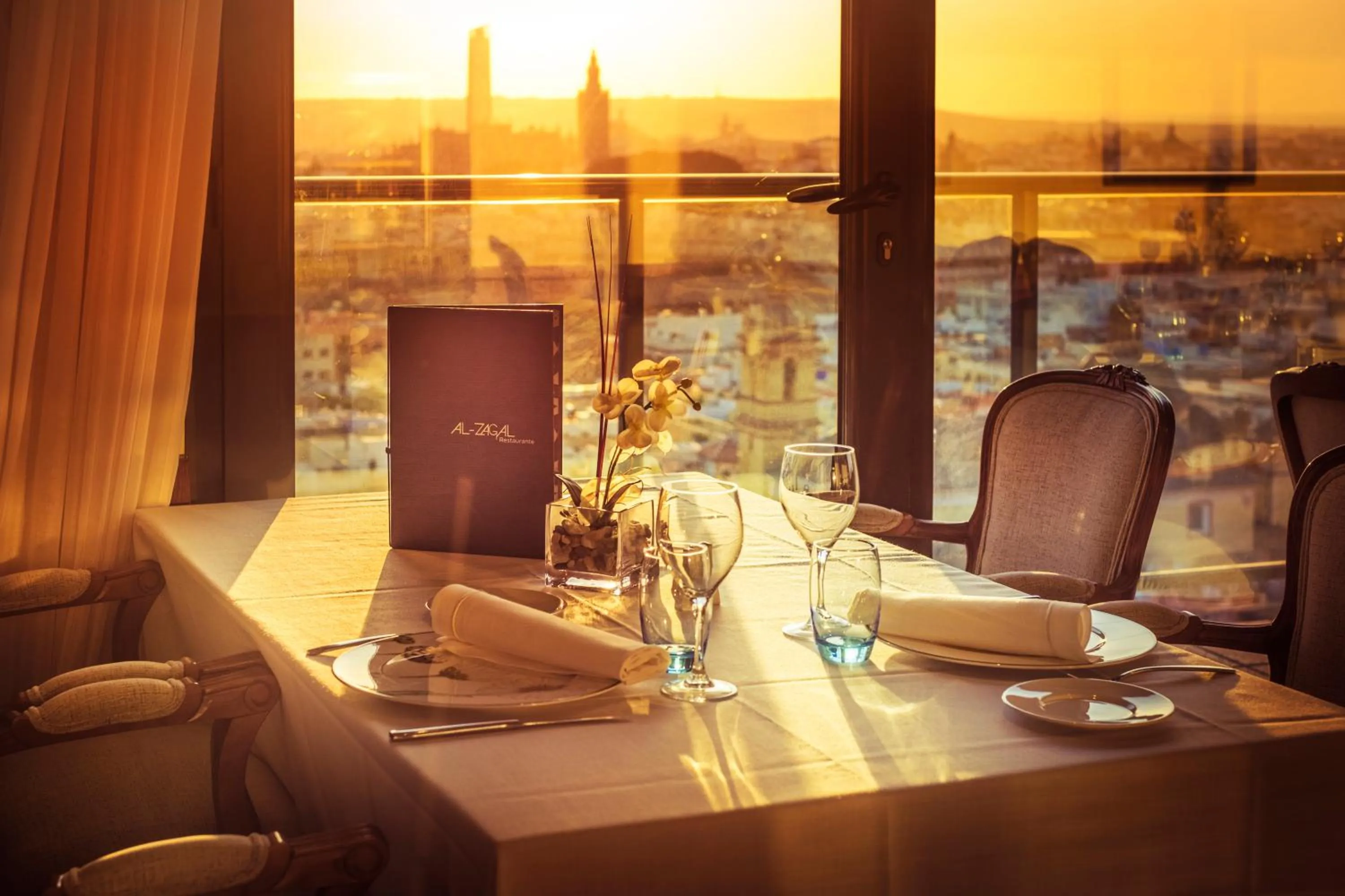 Restaurant/places to eat in Hotel Sevilla Center