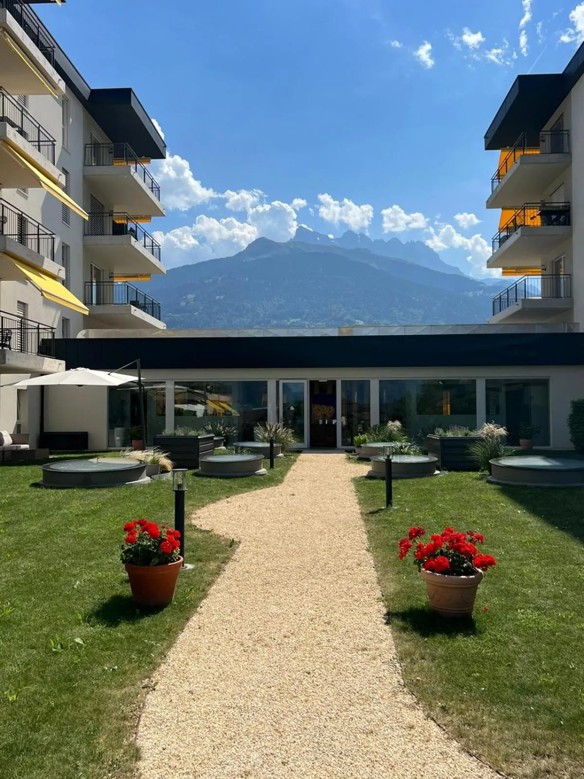 Spring in Alp Art Hotel Monthey