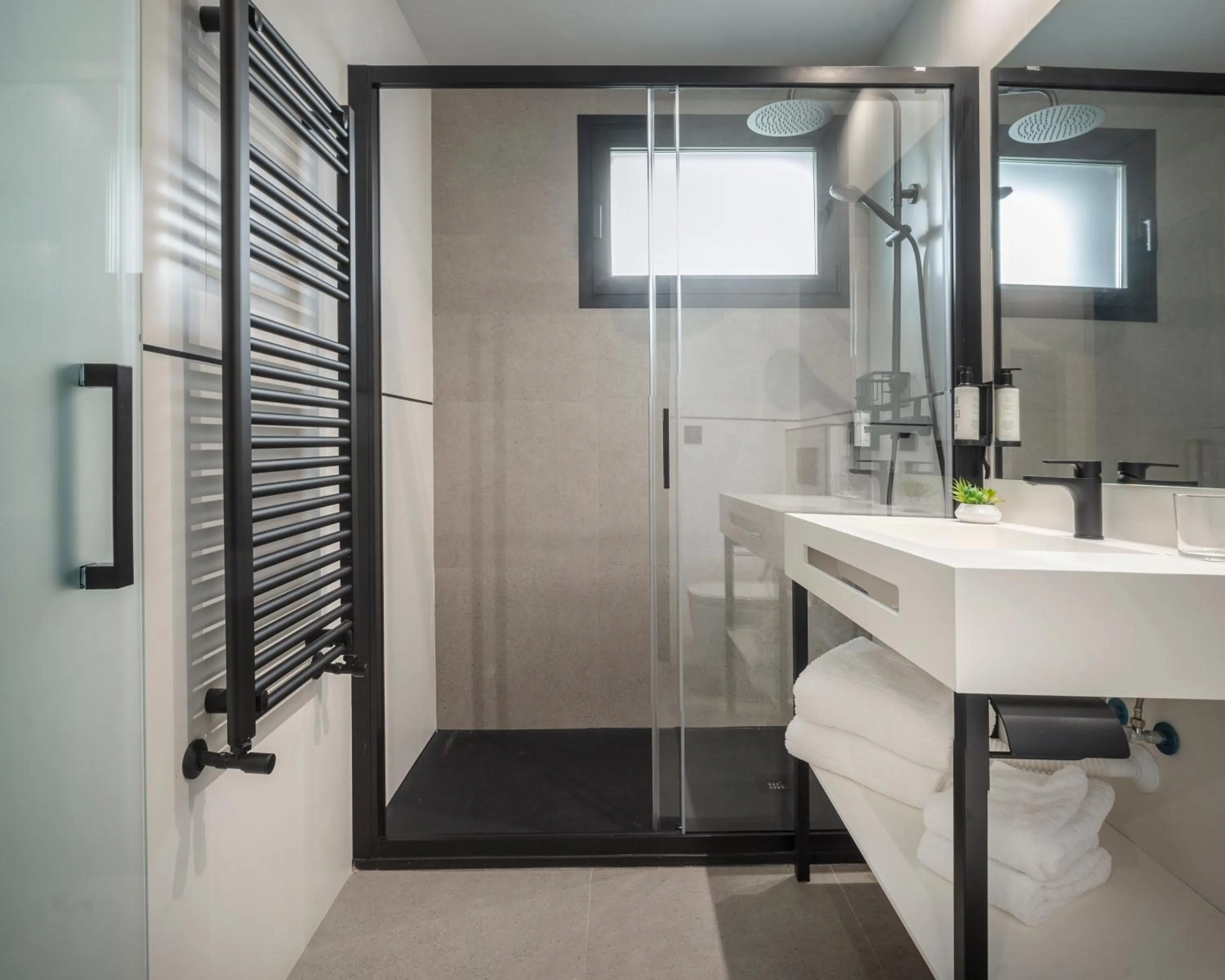 Shower in Hotel Rio Badajoz