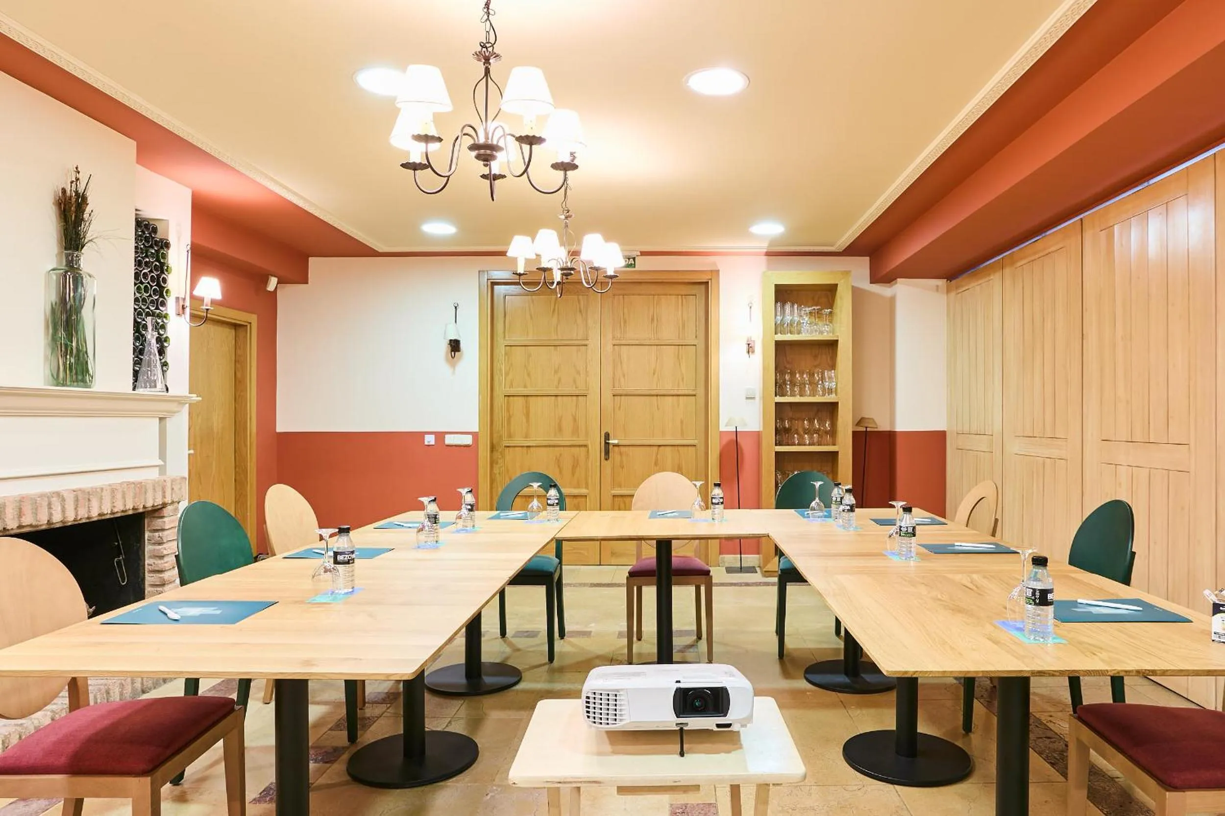 Meeting/conference room in Hotel Silken Villa de Laguardia