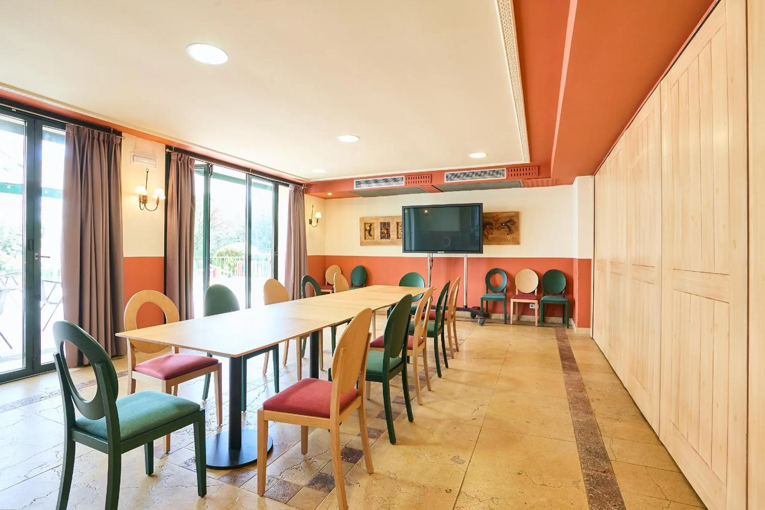 Meeting/conference room in Hotel Silken Villa de Laguardia