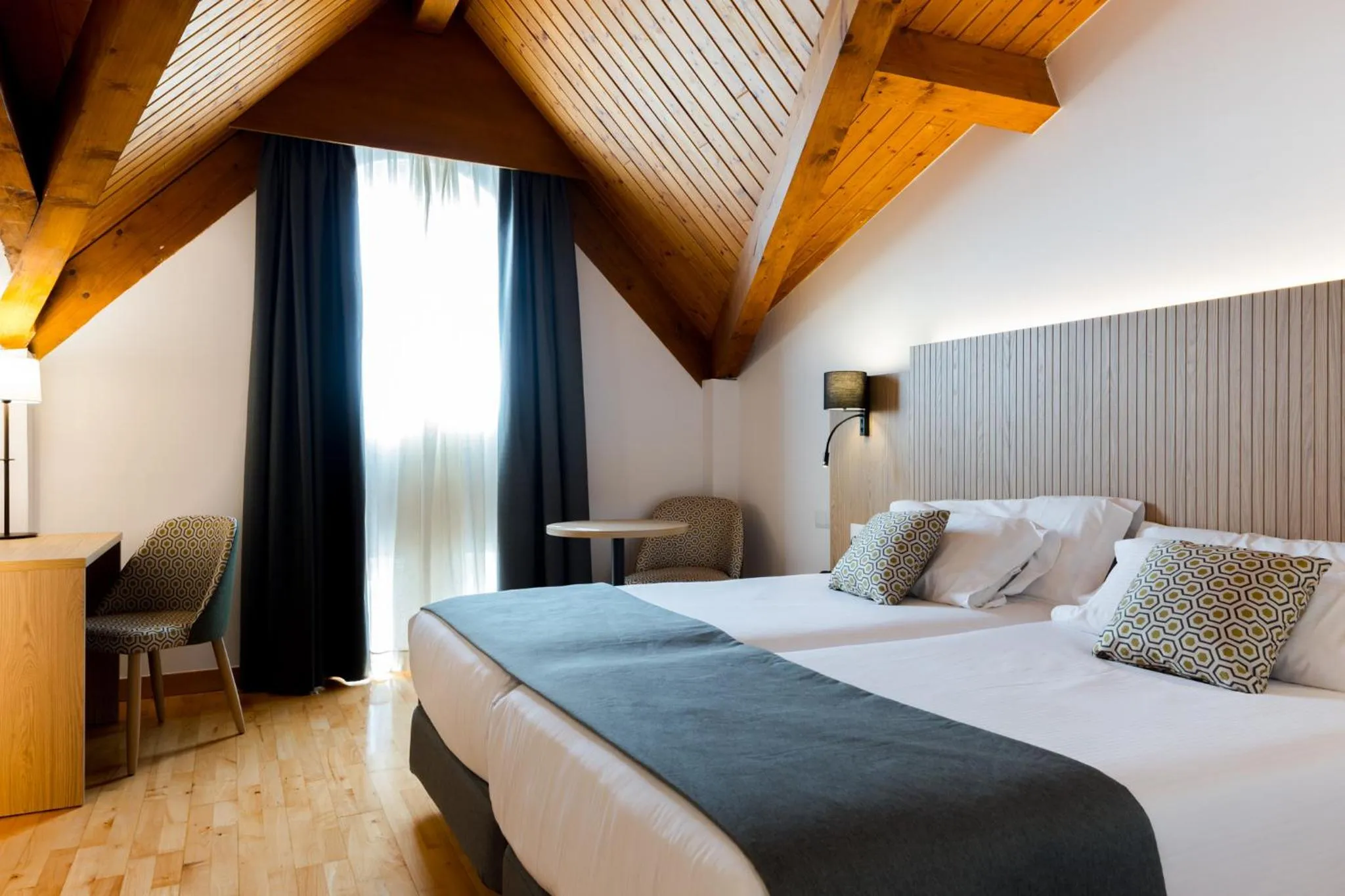 Bed in Hotel Silken Villa de Laguardia