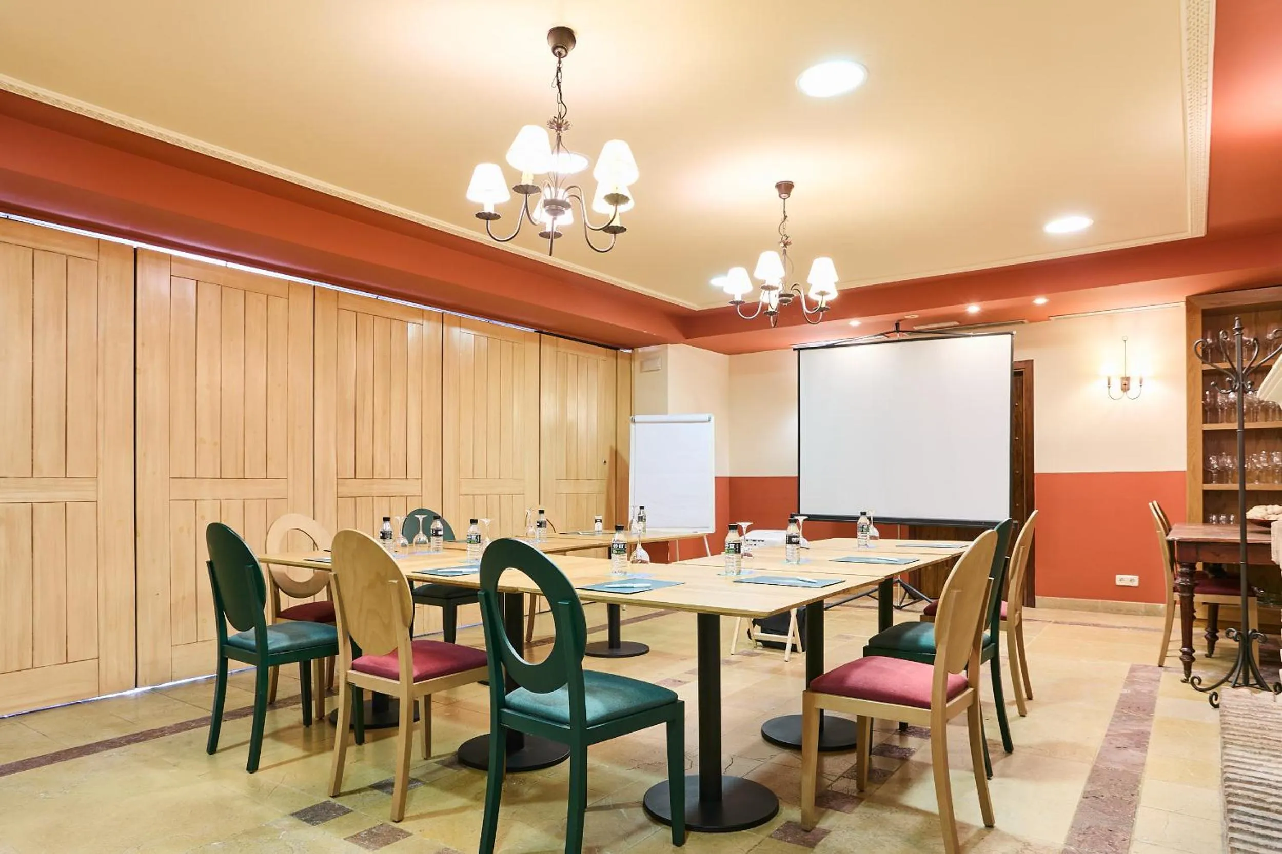 Meeting/conference room in Hotel Silken Villa de Laguardia