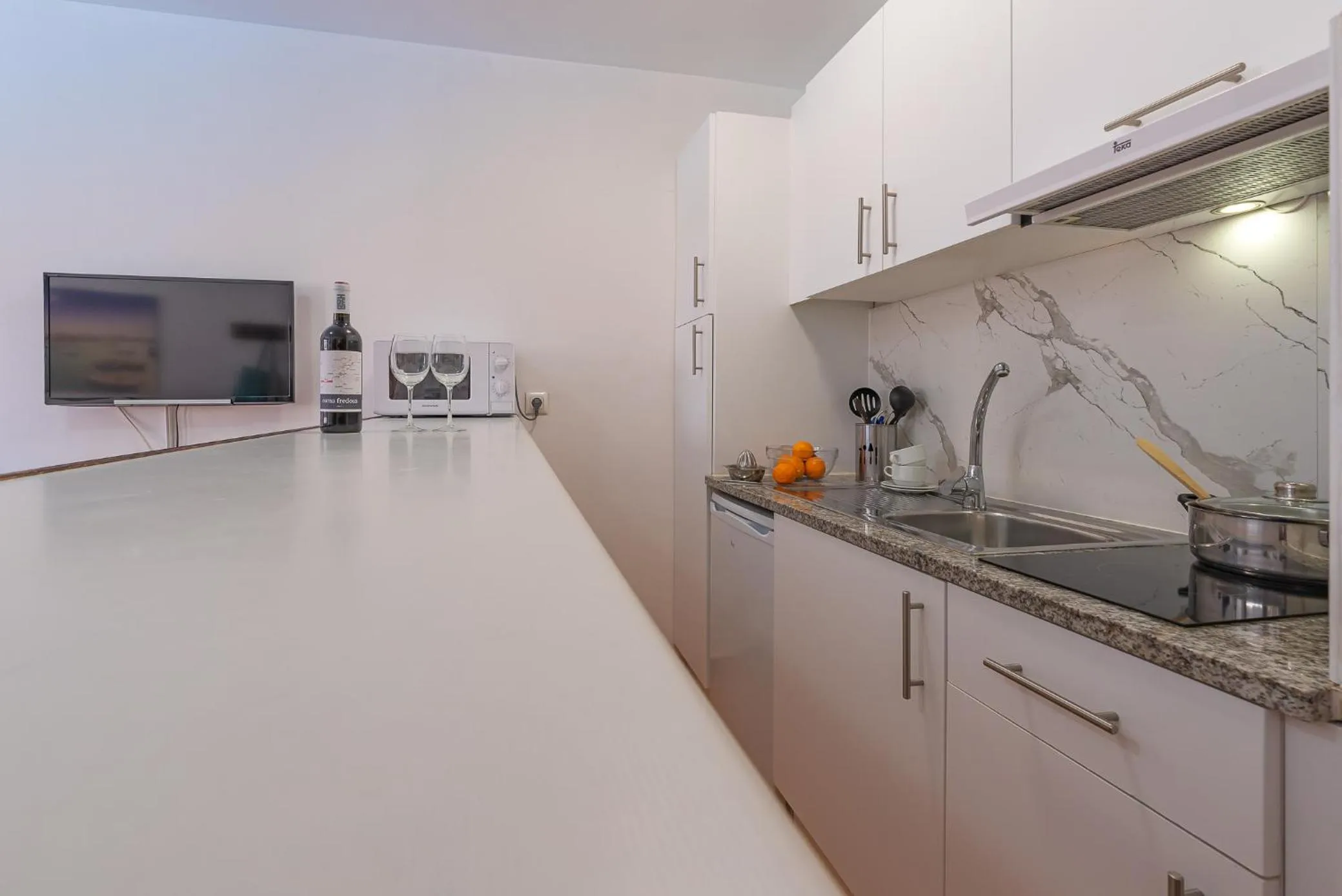 kitchen in Aptos. Comte D´Empuries