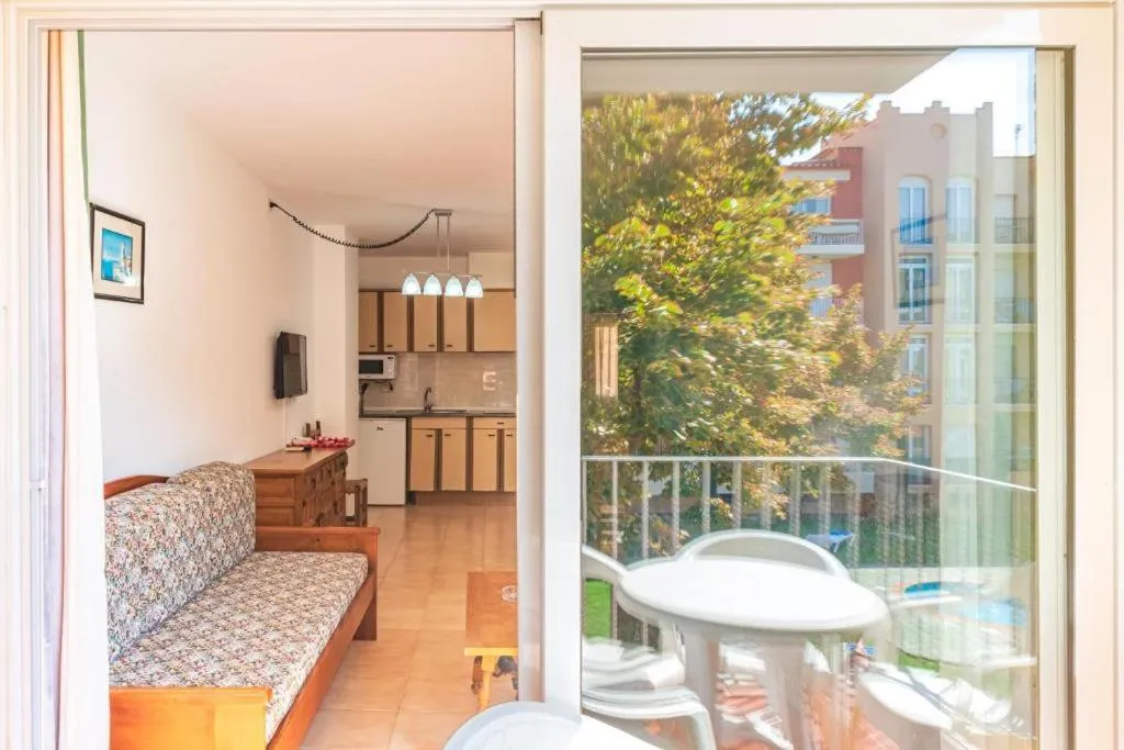 Balcony/Terrace in Aptos. Comte D´Empuries