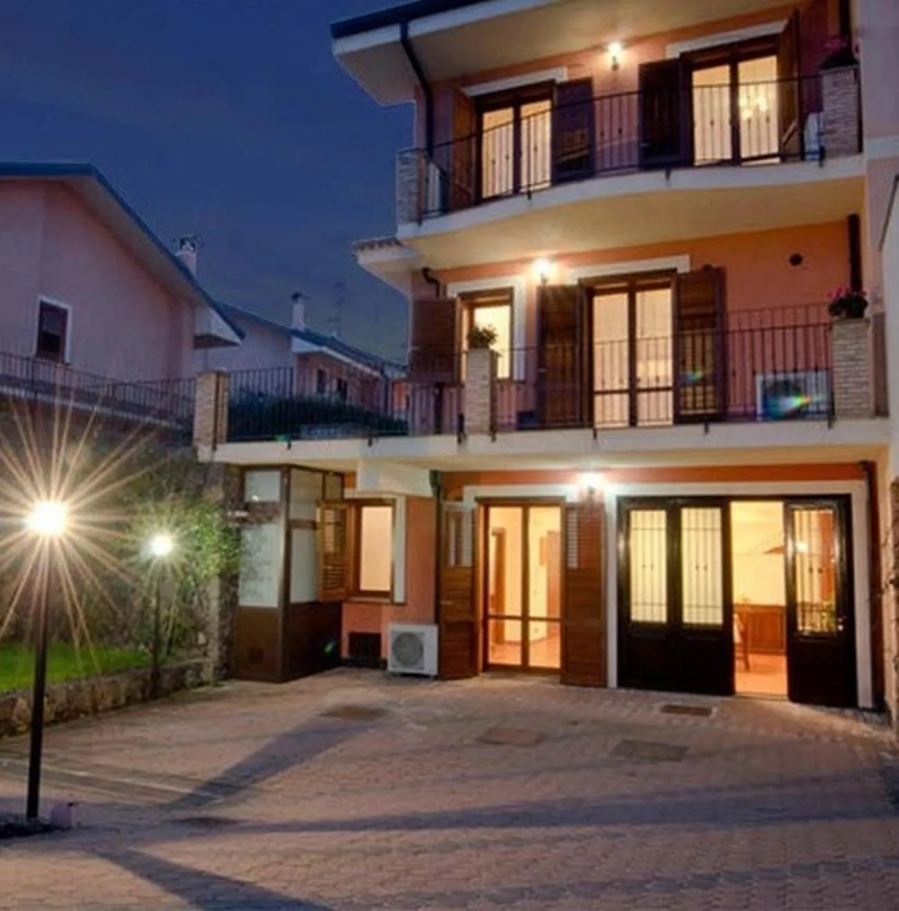 Property building in Etna Villa il Pino