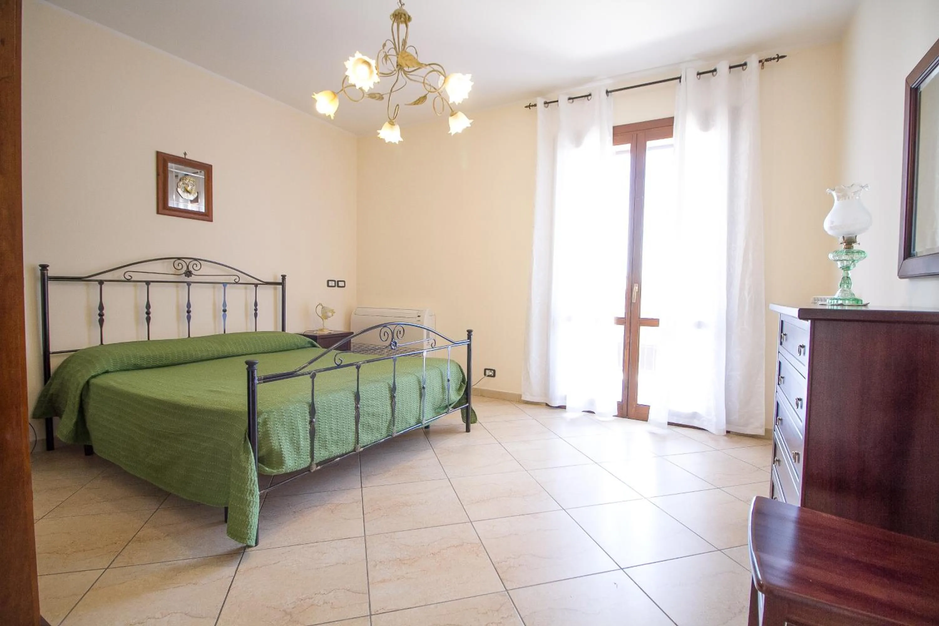 Bed in Etna Villa il Pino