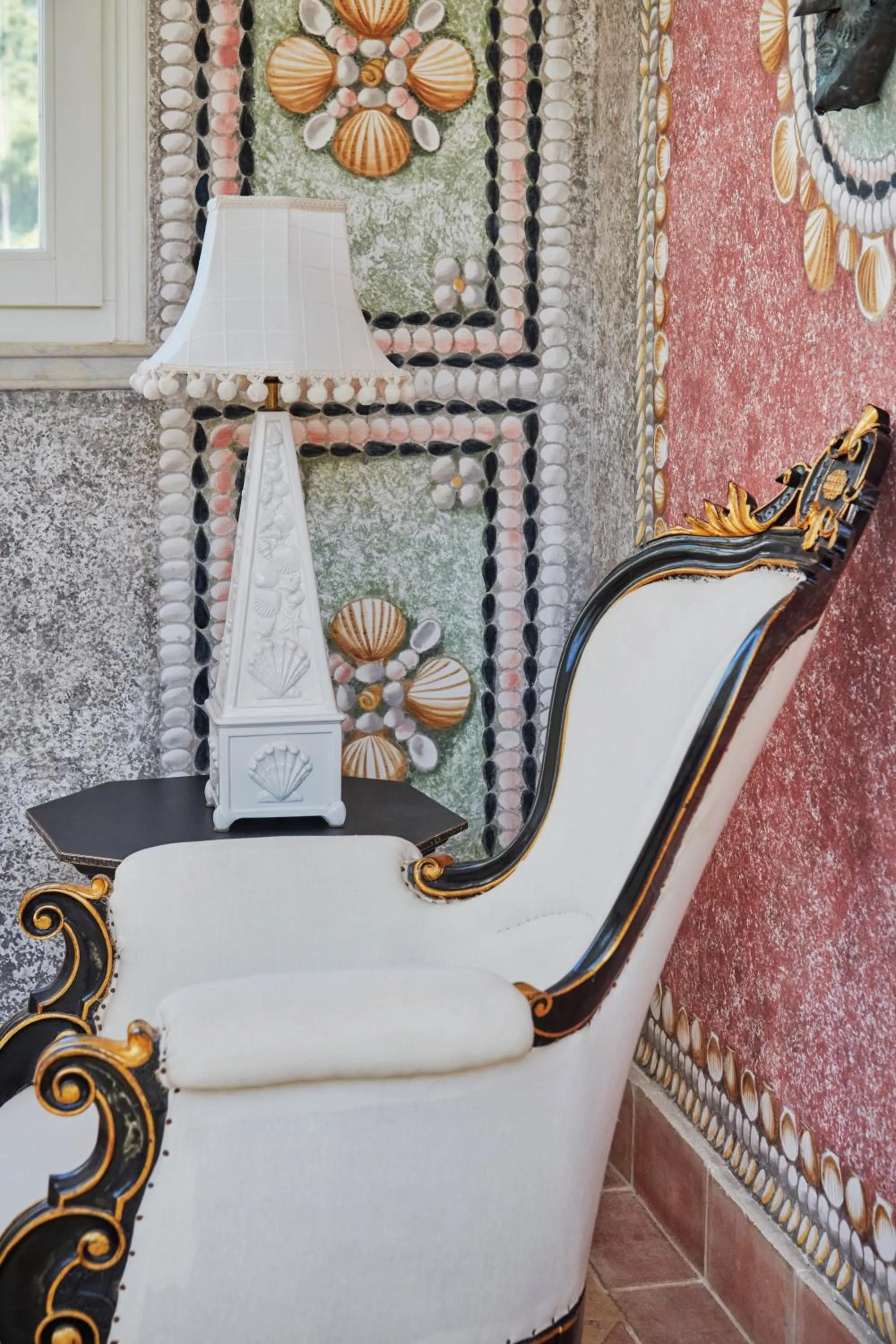 Decorative detail in Vermelho Melides - Relais & Châteaux