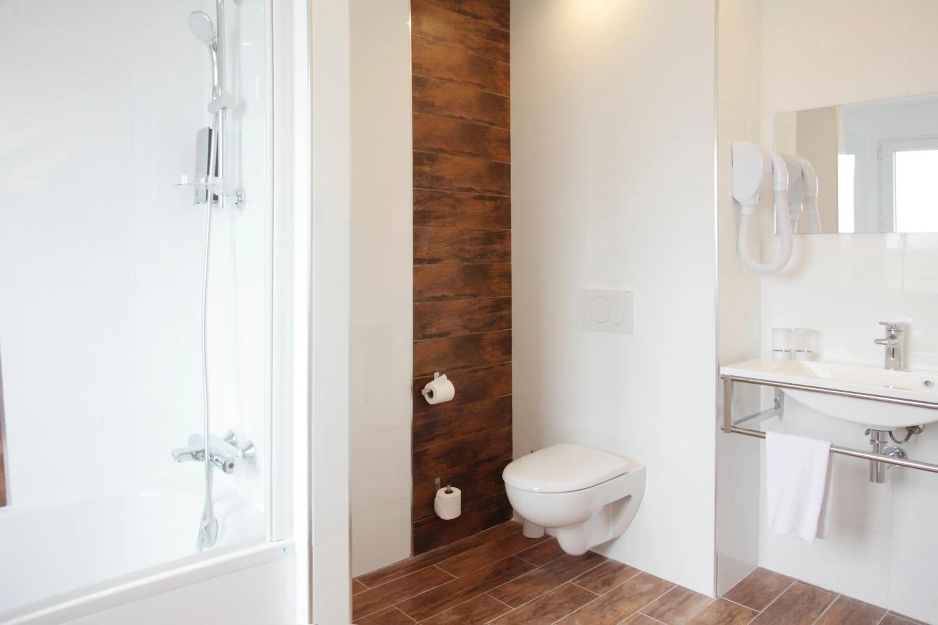 Bathroom in La Ruche