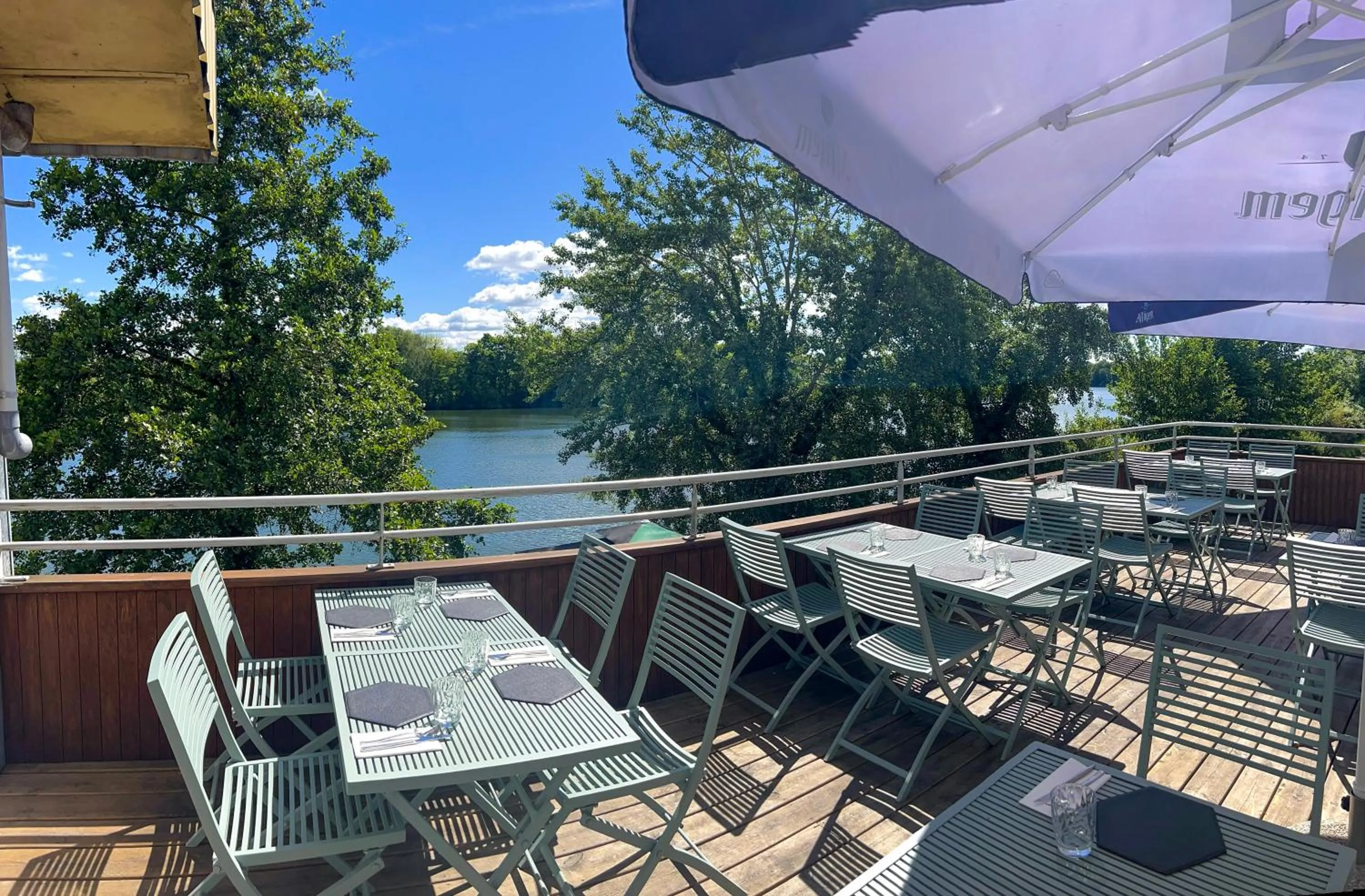 Restaurant/places to eat in La Ruche