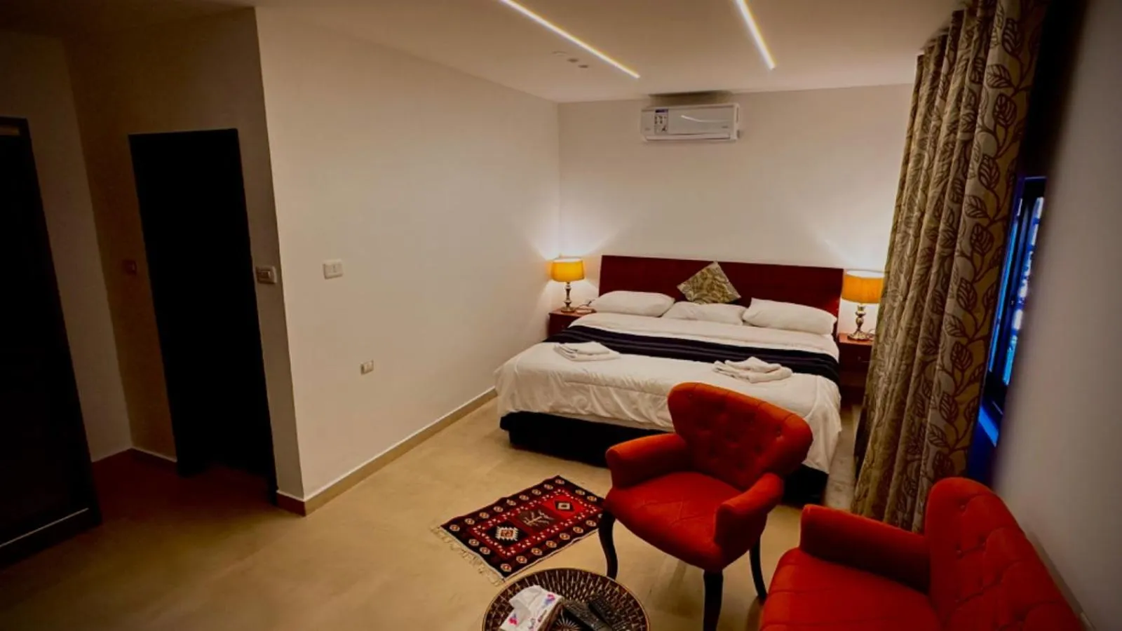 Bedroom, Bed in Tell Madaba