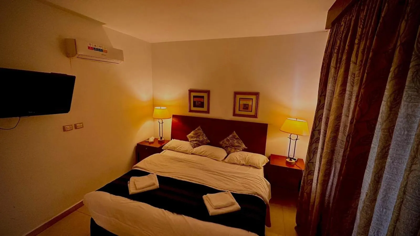 Bedroom, Bed in Tell Madaba