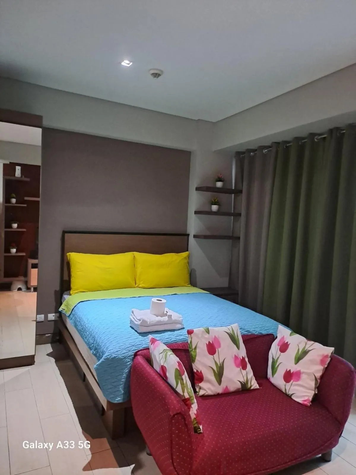 Bed in MRMCONDOTEL cluster 1 2H