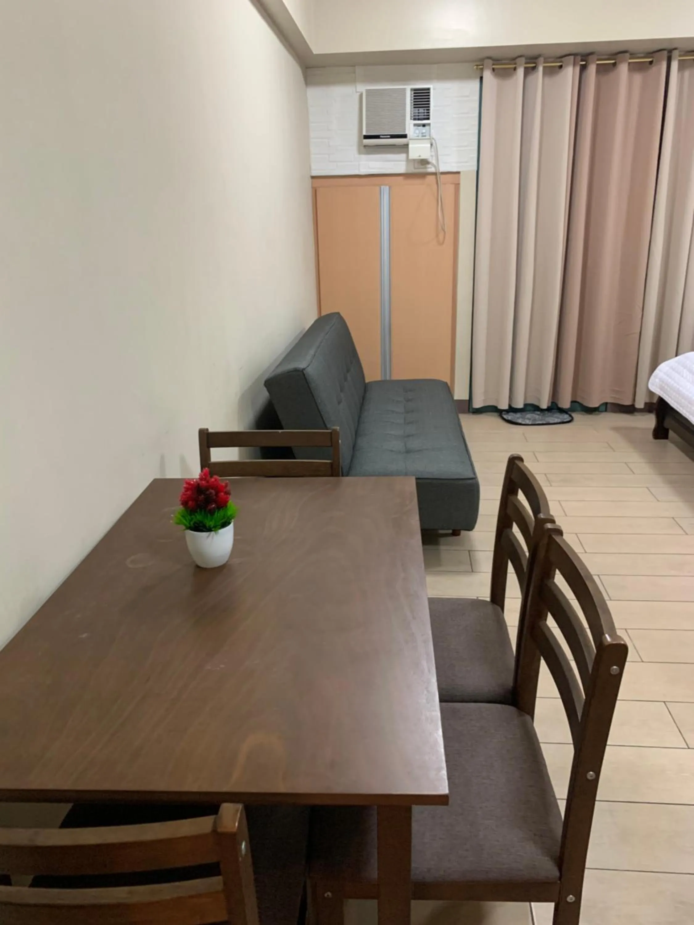 MRMCONDOTEL cluster 1 2H