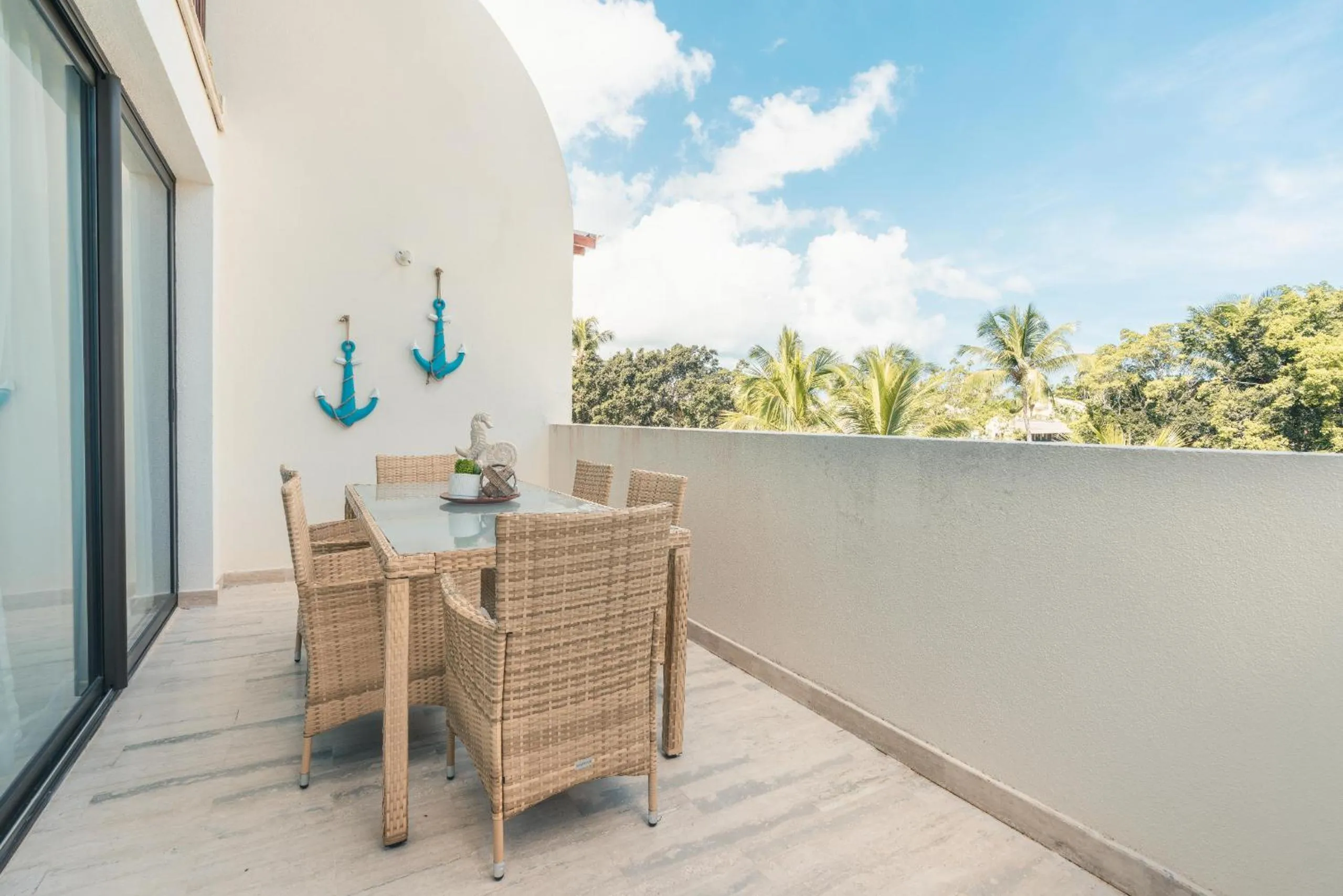 Beautiful 2 BR apartment at Portillo