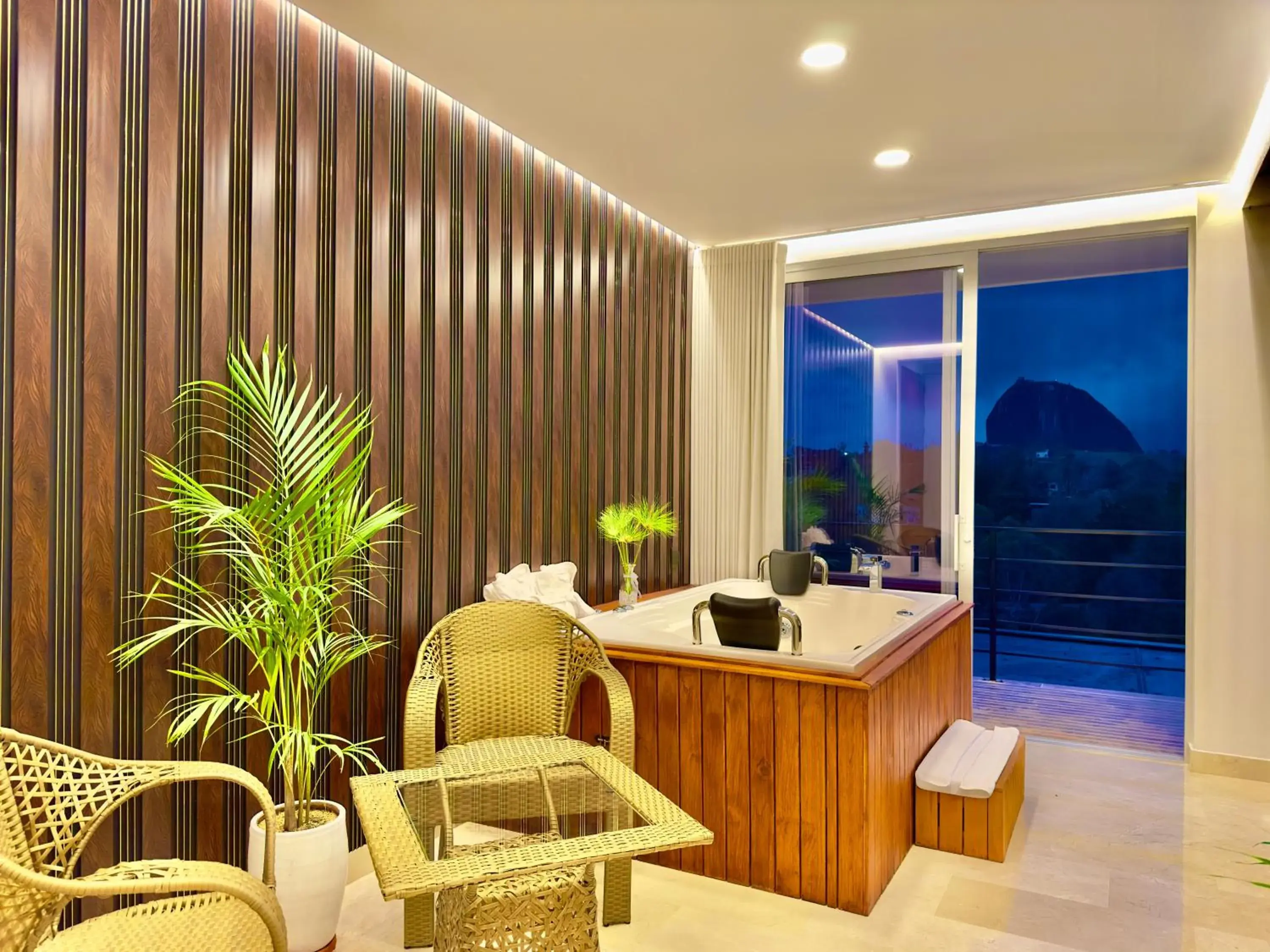 King Suite with Spa Bath in Arvum Hotel Boutique King Suite with Spa Bath in Arvum Hotel Boutique