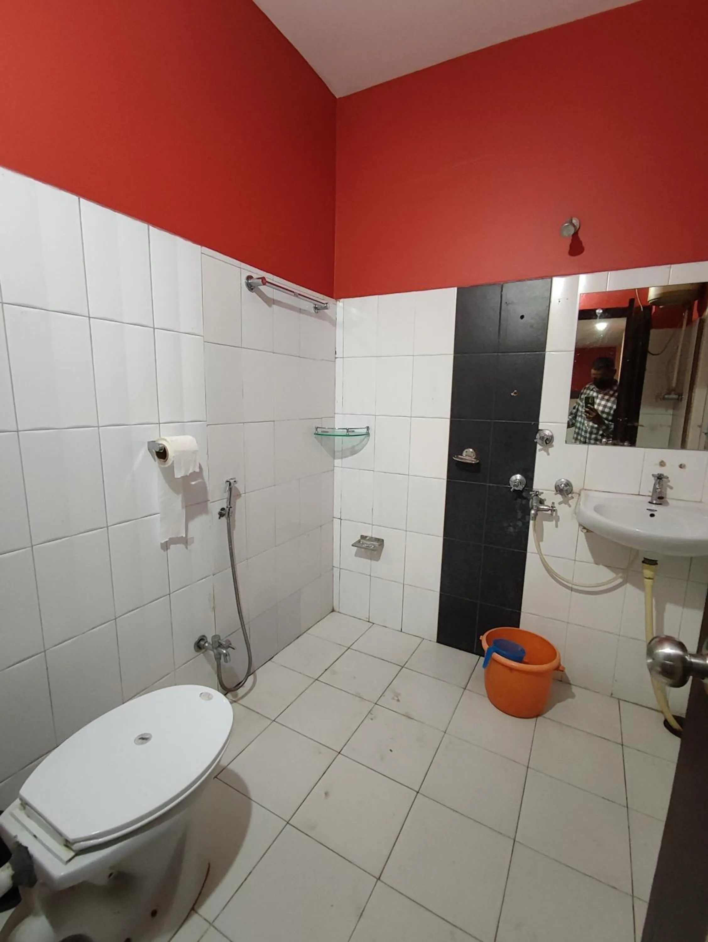 Shower in Hotel La Casa