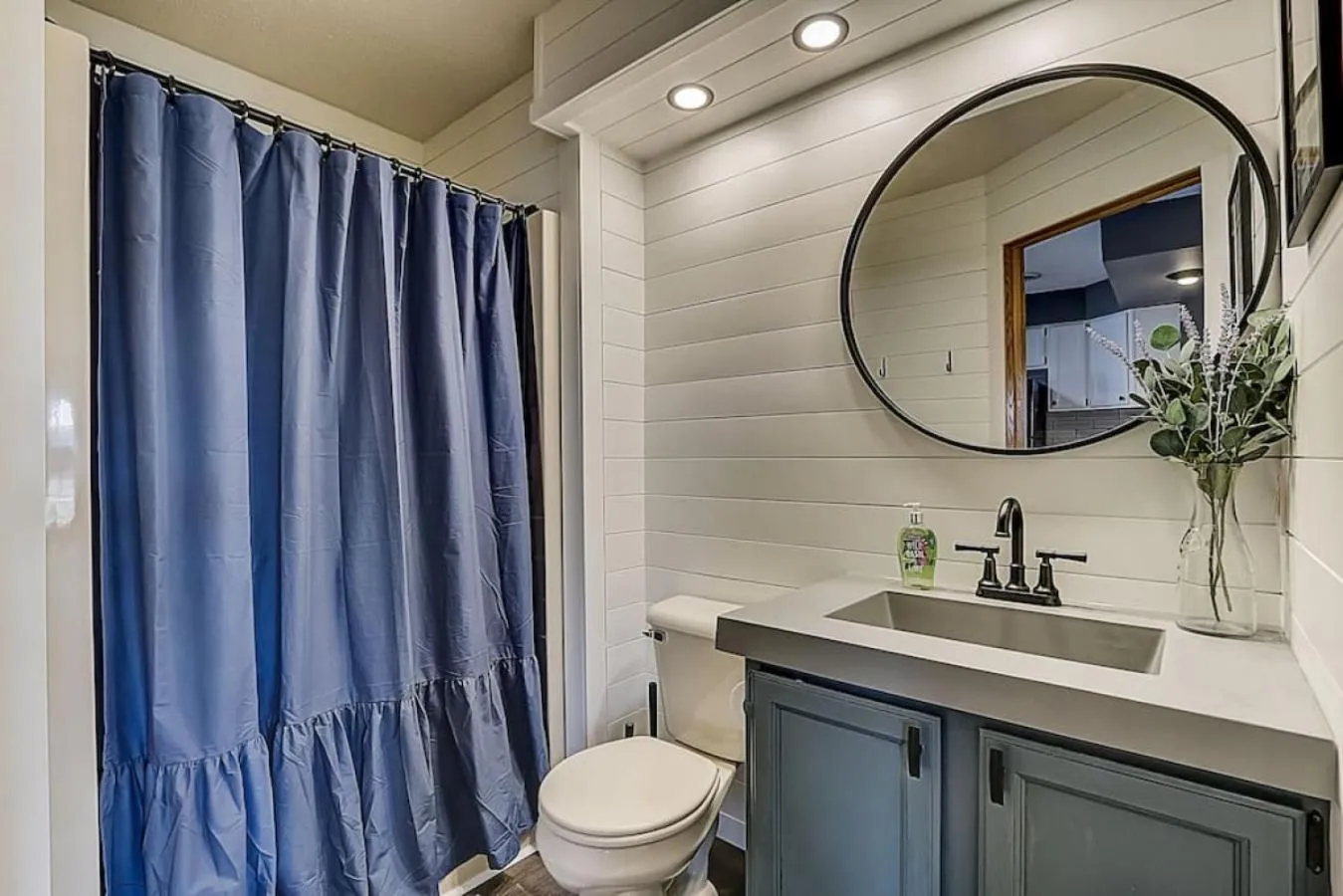 Bathroom in Family Dreams Condo at Lighthouse Cove