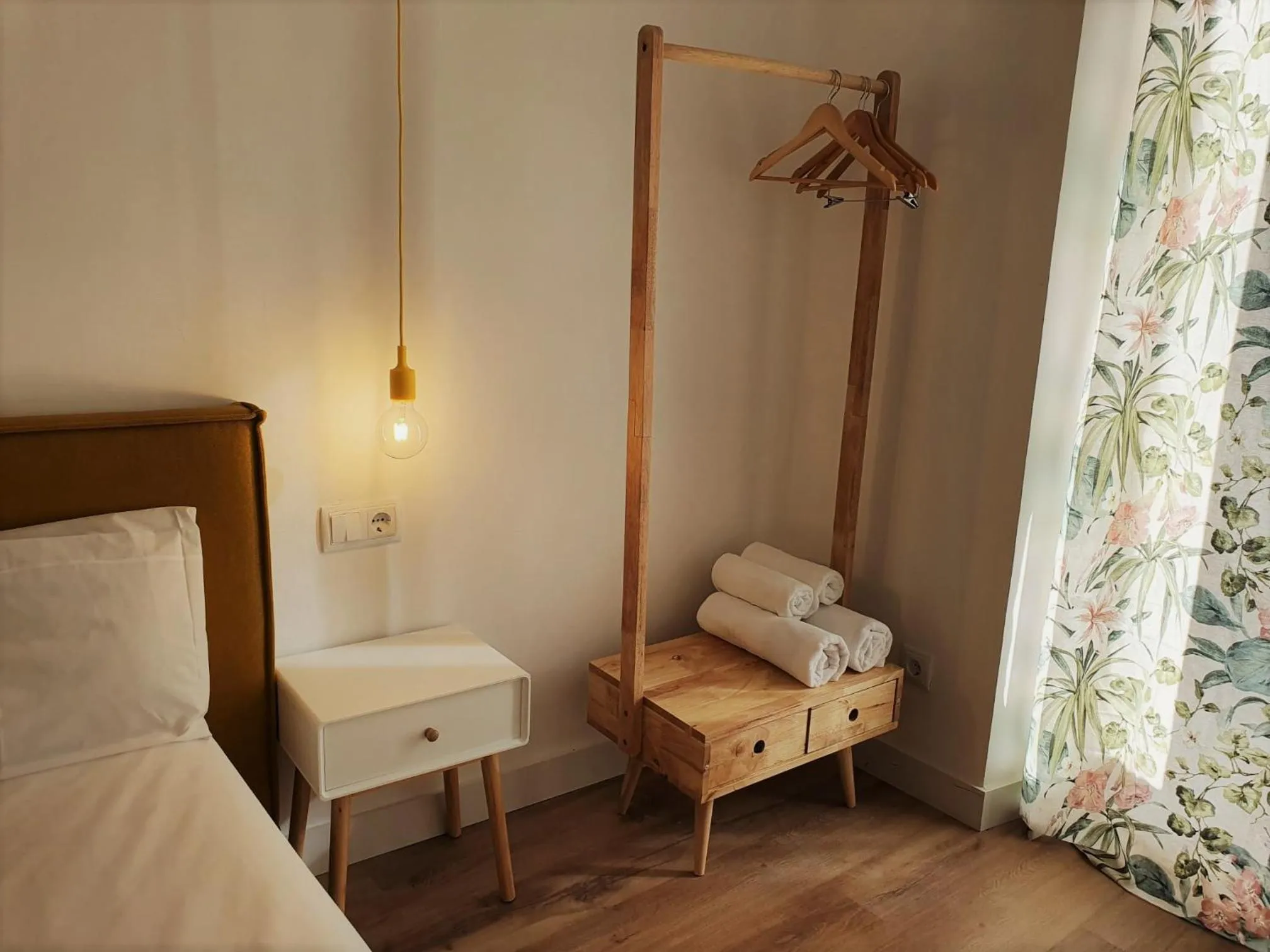 Bedroom, Bed in Hostal Manuela by gaiarooms