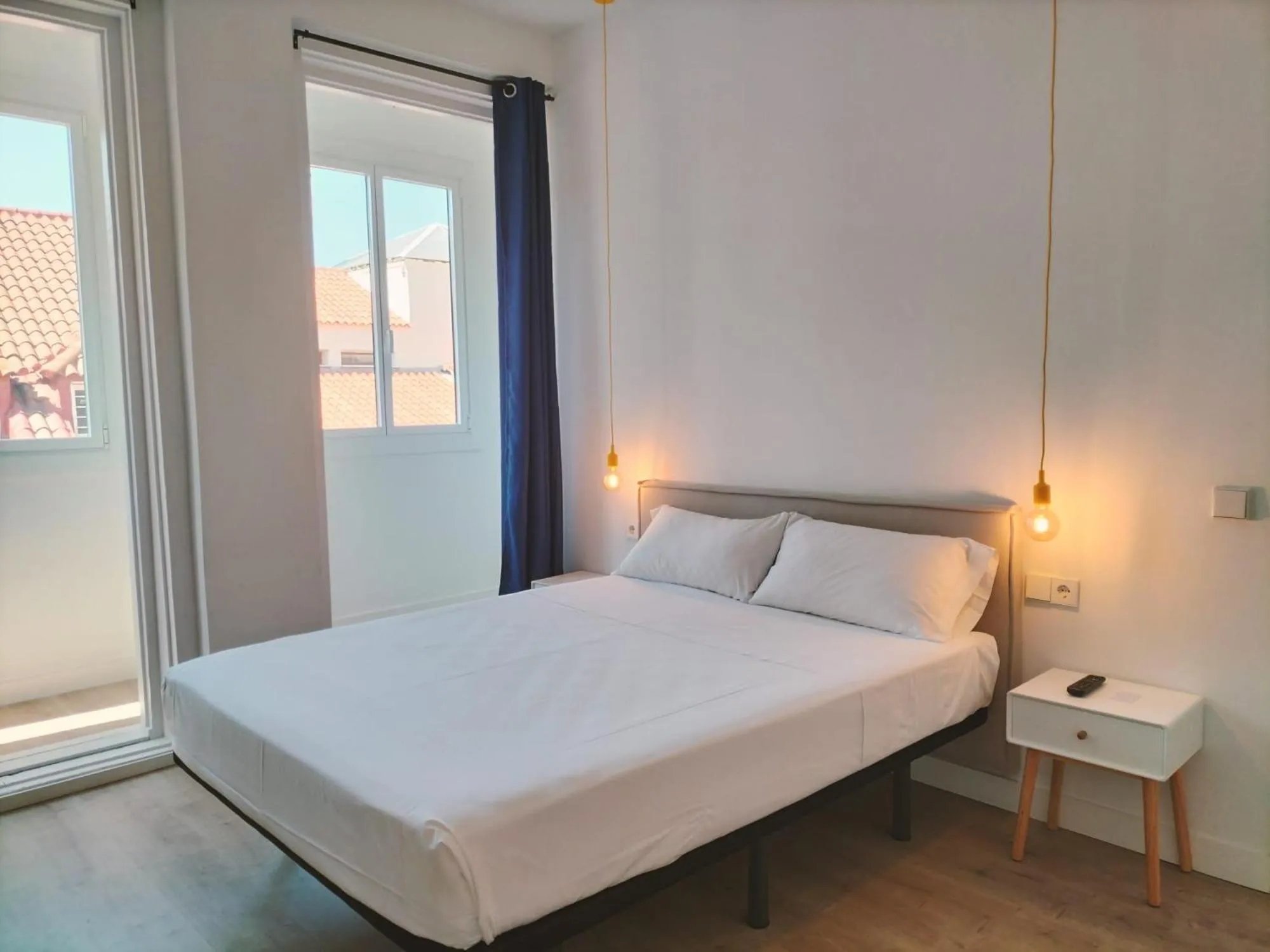 Bed in Hostal Manuela by gaiarooms