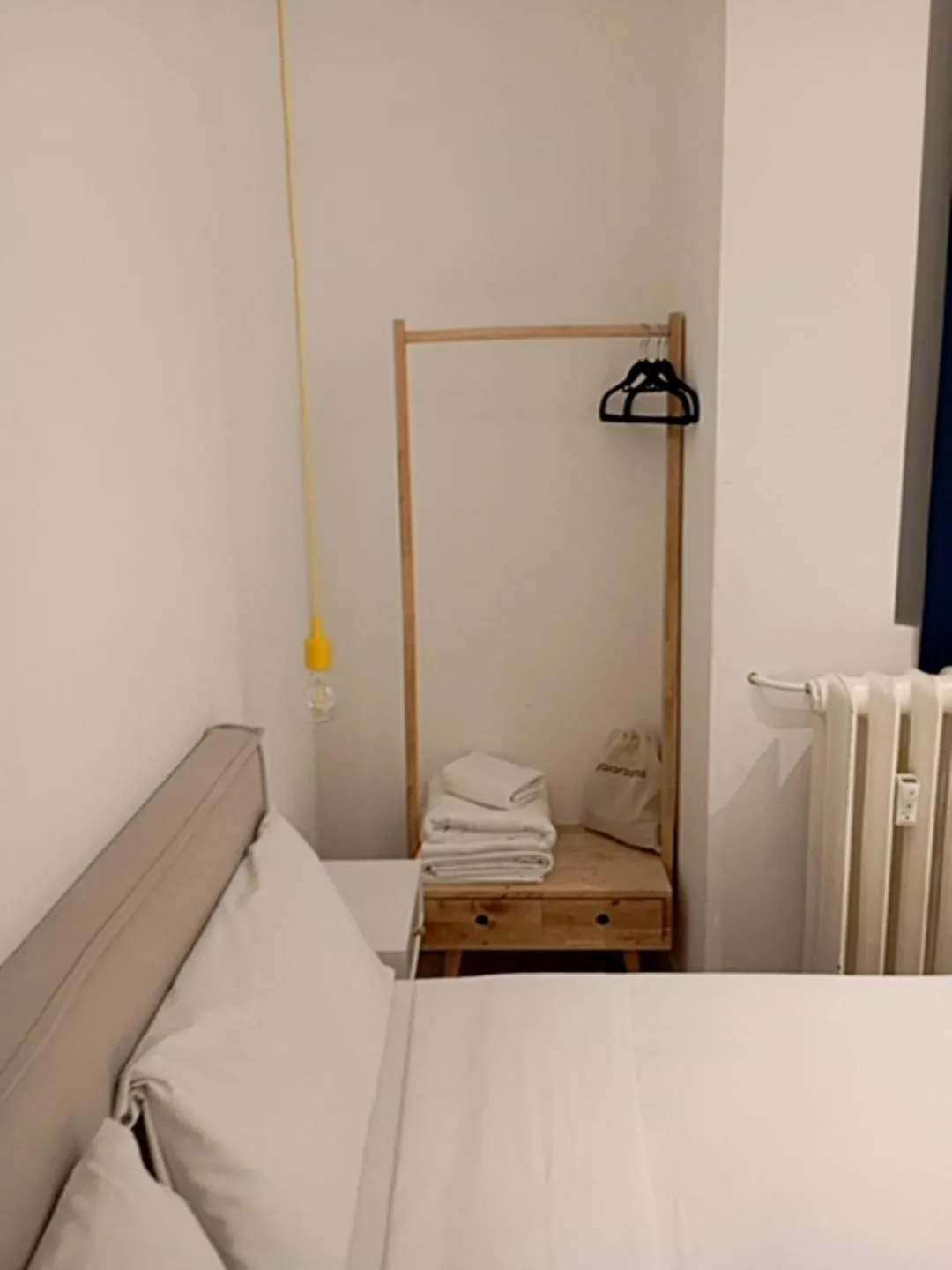 Bed in Hostal Manuela by gaiarooms