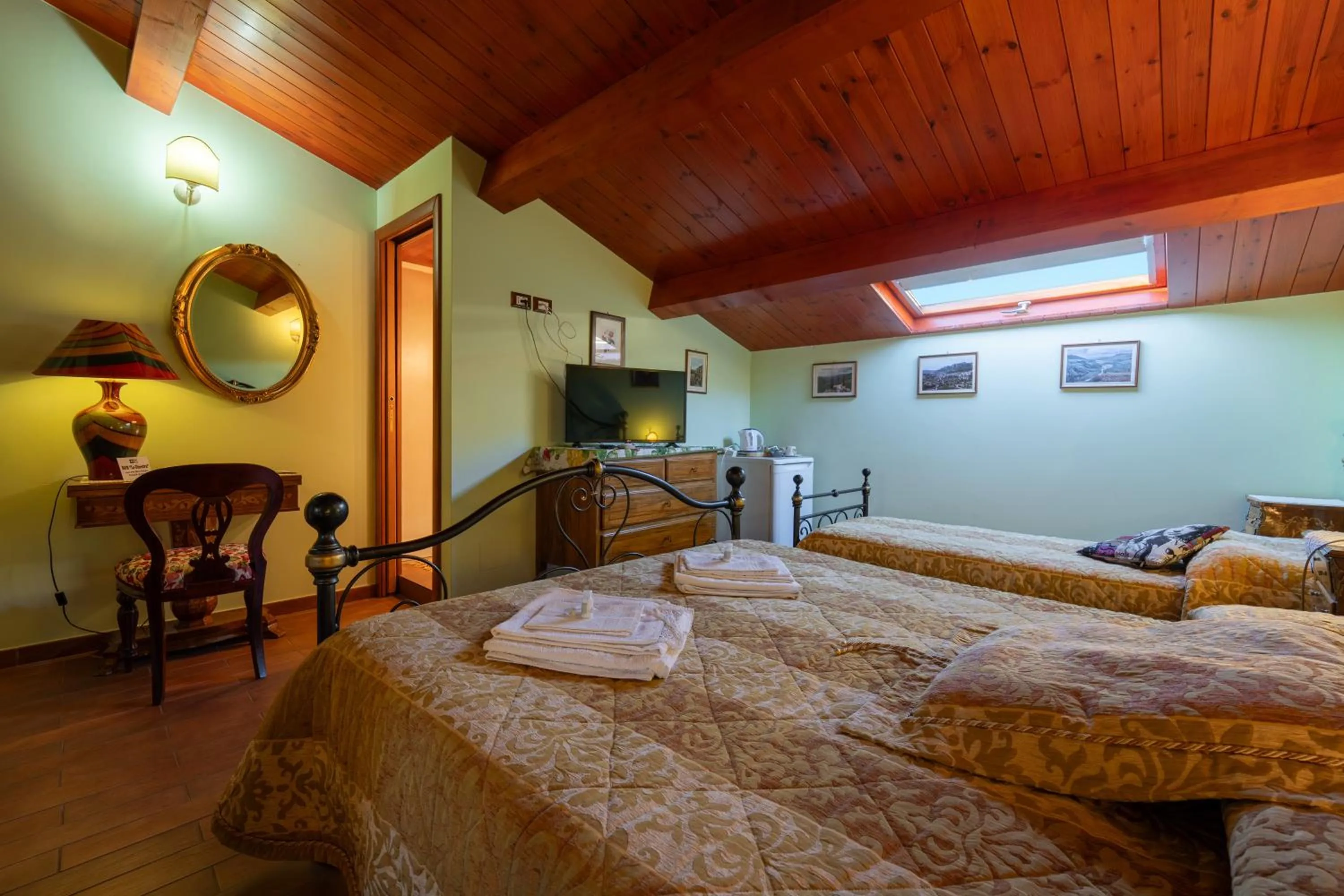 Photo of the whole room, Bed in Il Belvedere