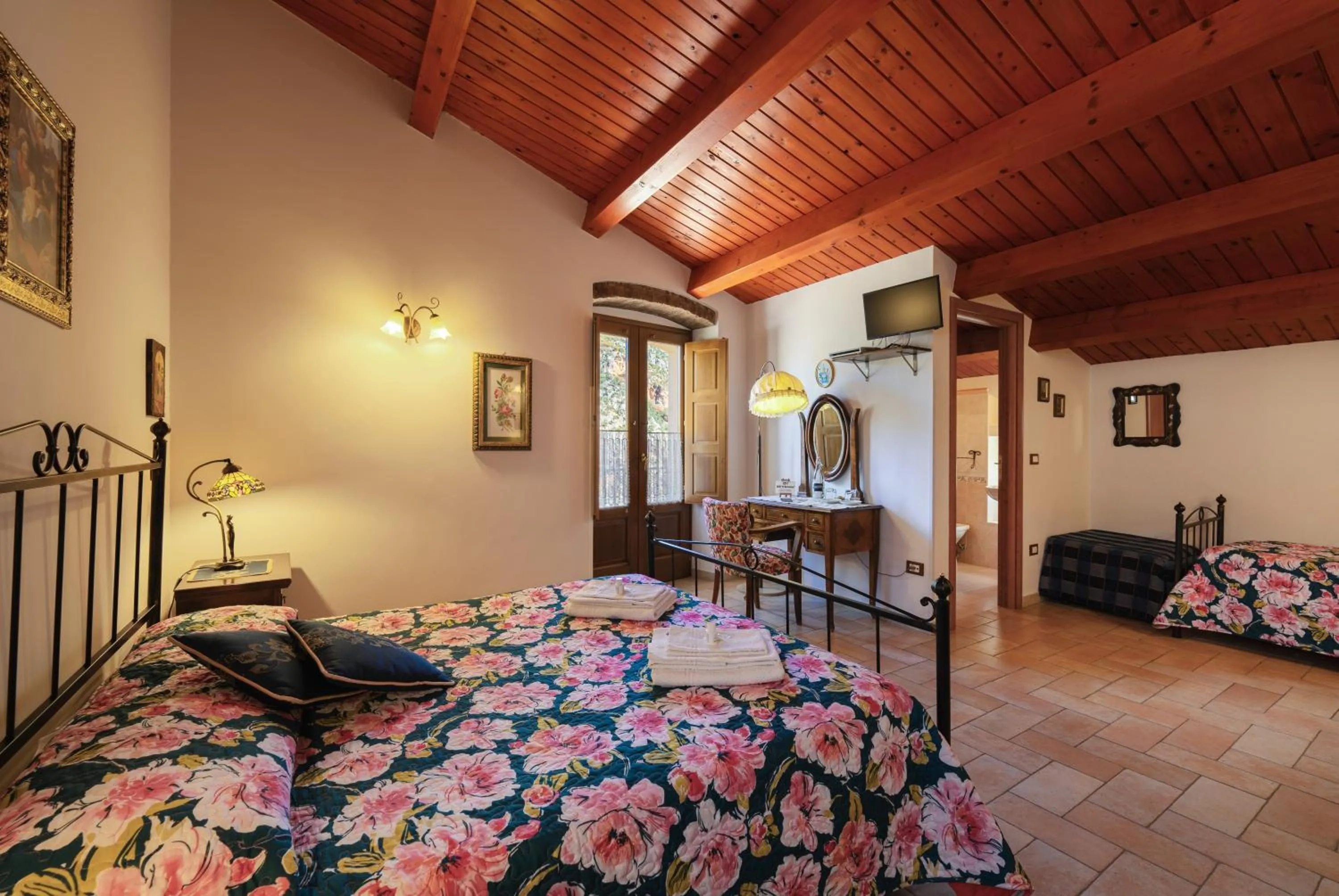 Photo of the whole room, Bed in Il Belvedere