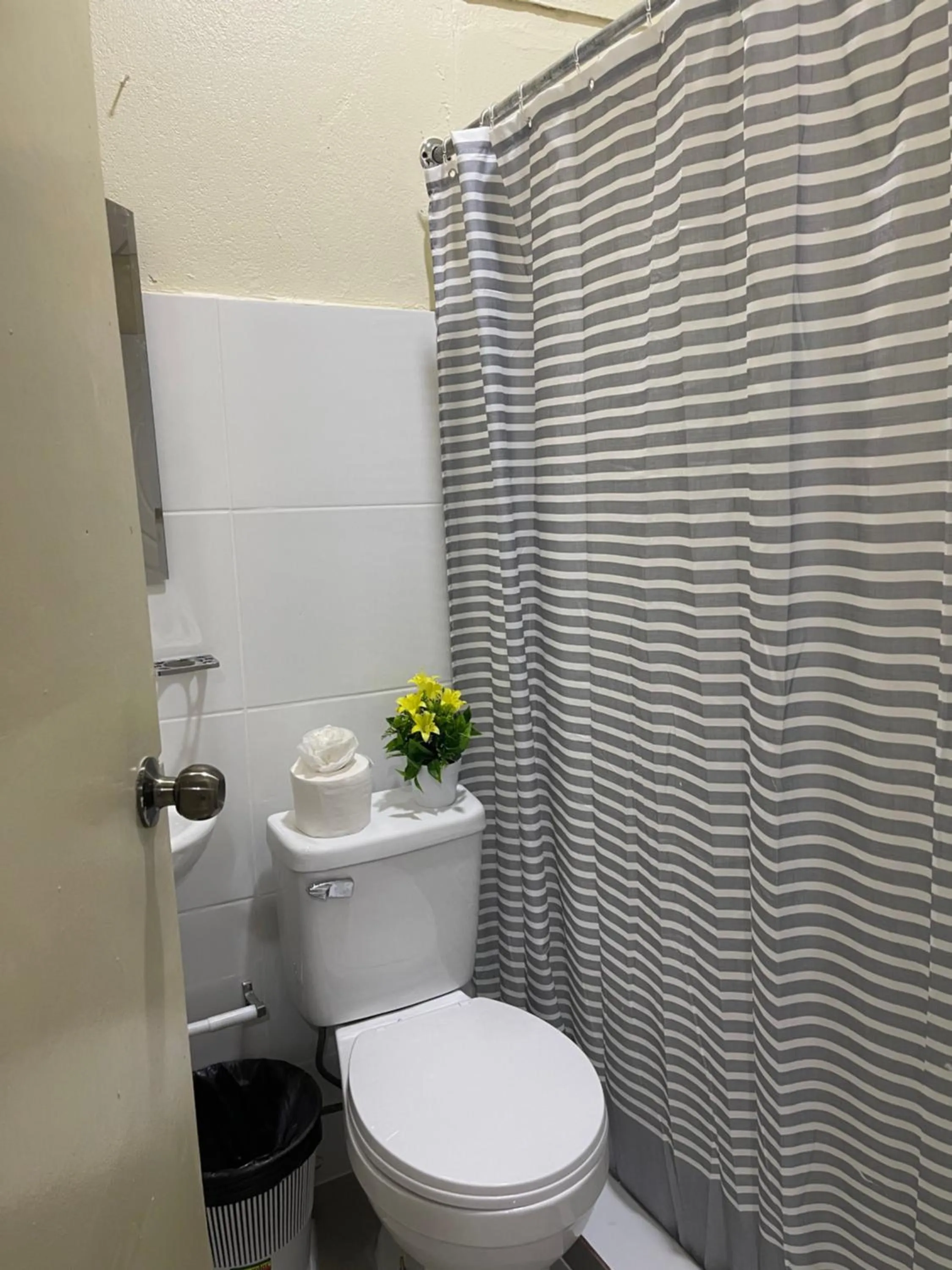 Toilet in VBermor Hotel