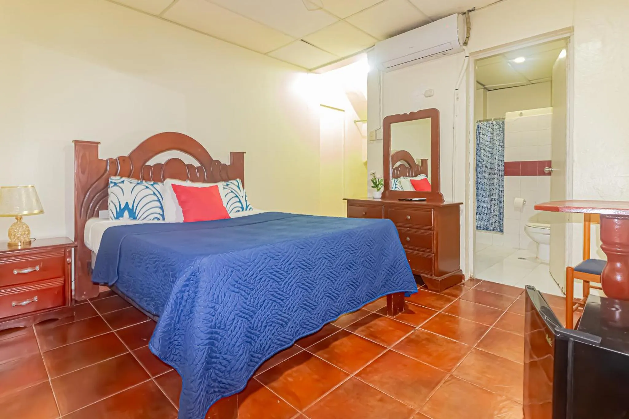 Bed in VBermor Hotel