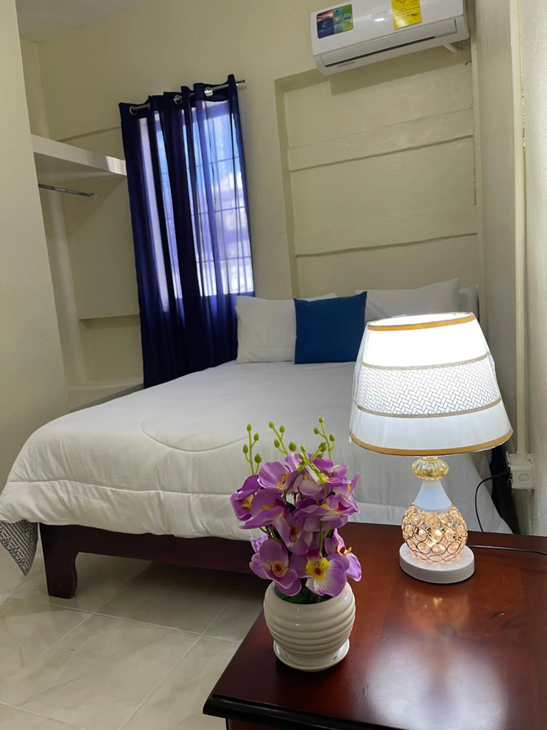 Bed in VBermor Hotel