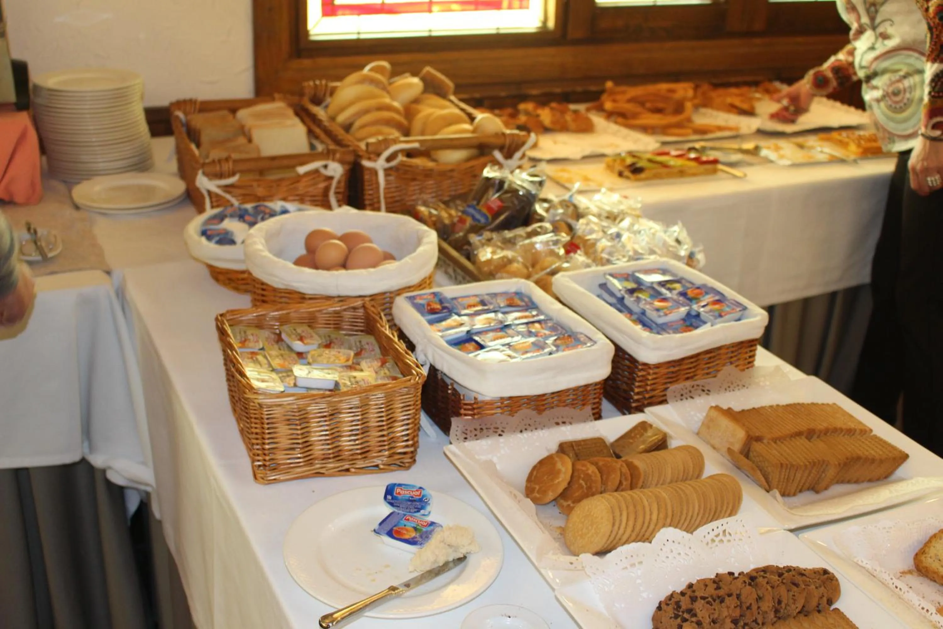 Buffet breakfast in Hotel Spa Tudanca Aranda