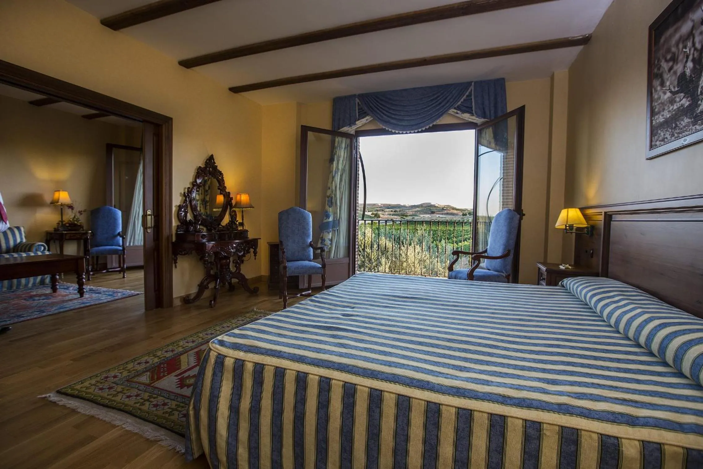 Photo of the whole room, Bed in Hotel Spa Tudanca Aranda