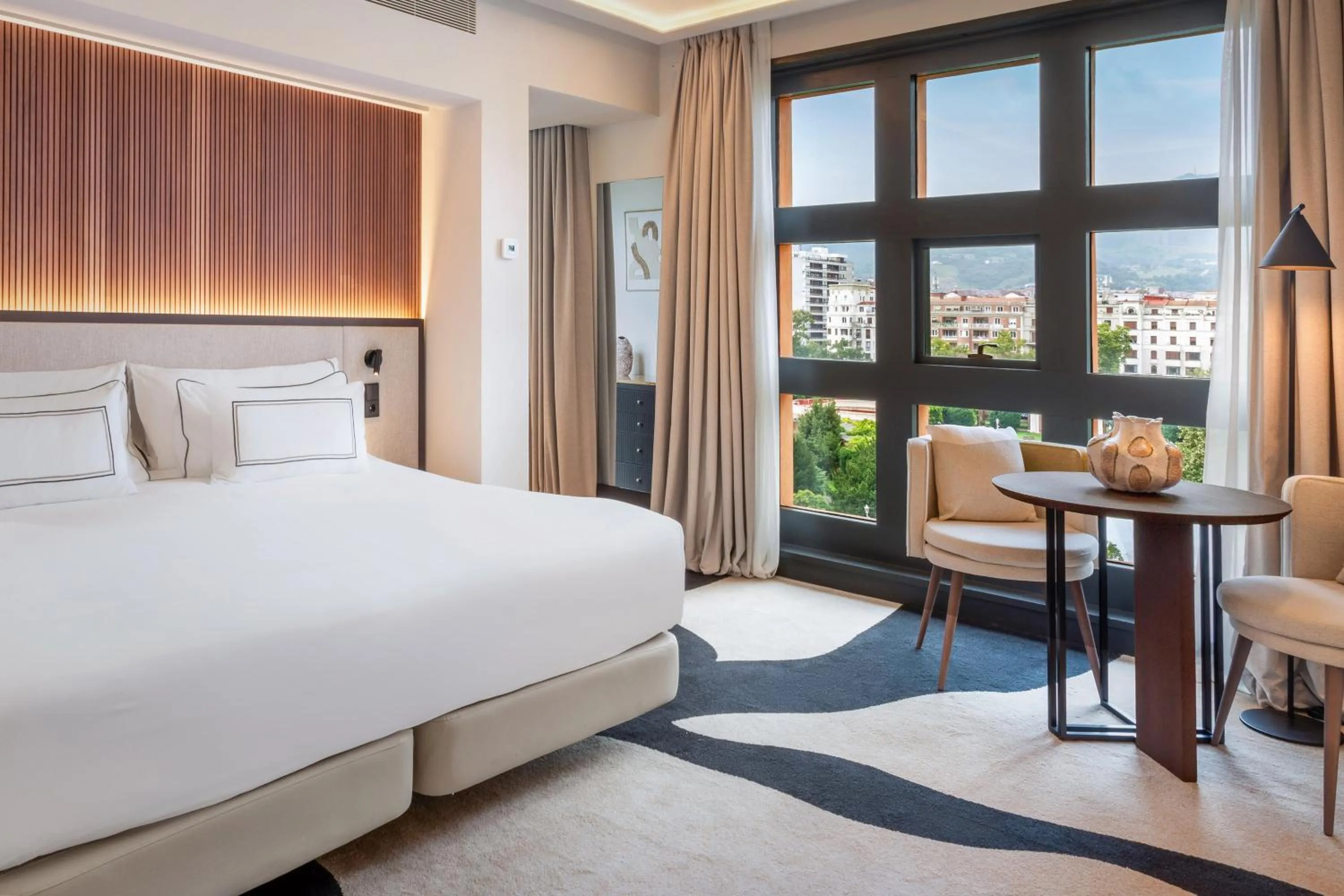 Bed in Hotel Meliá Bilbao