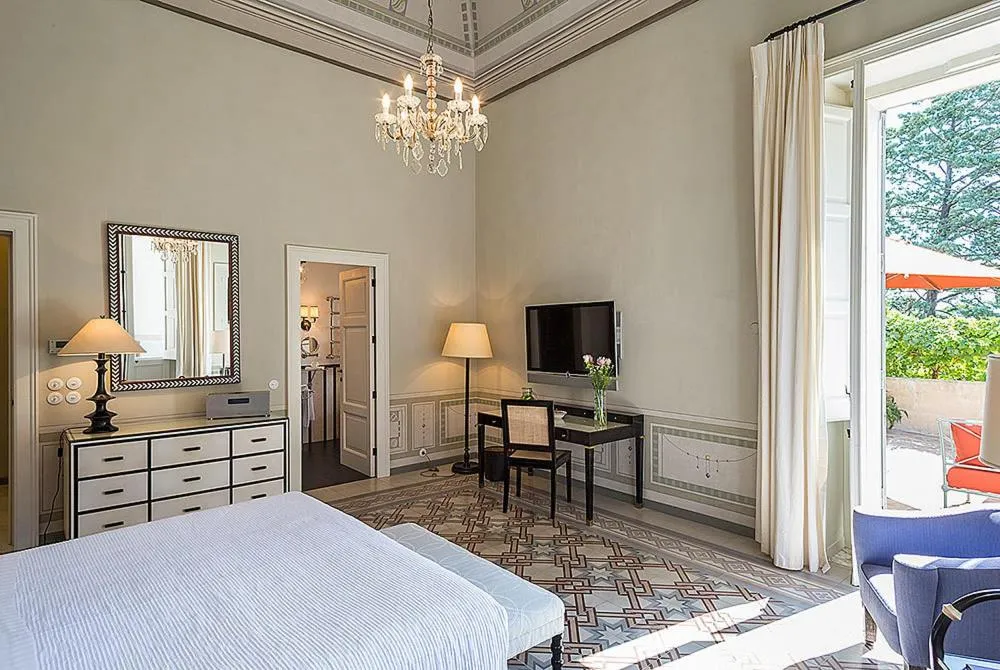 Bathroom, Bed in Palazzo Margherita