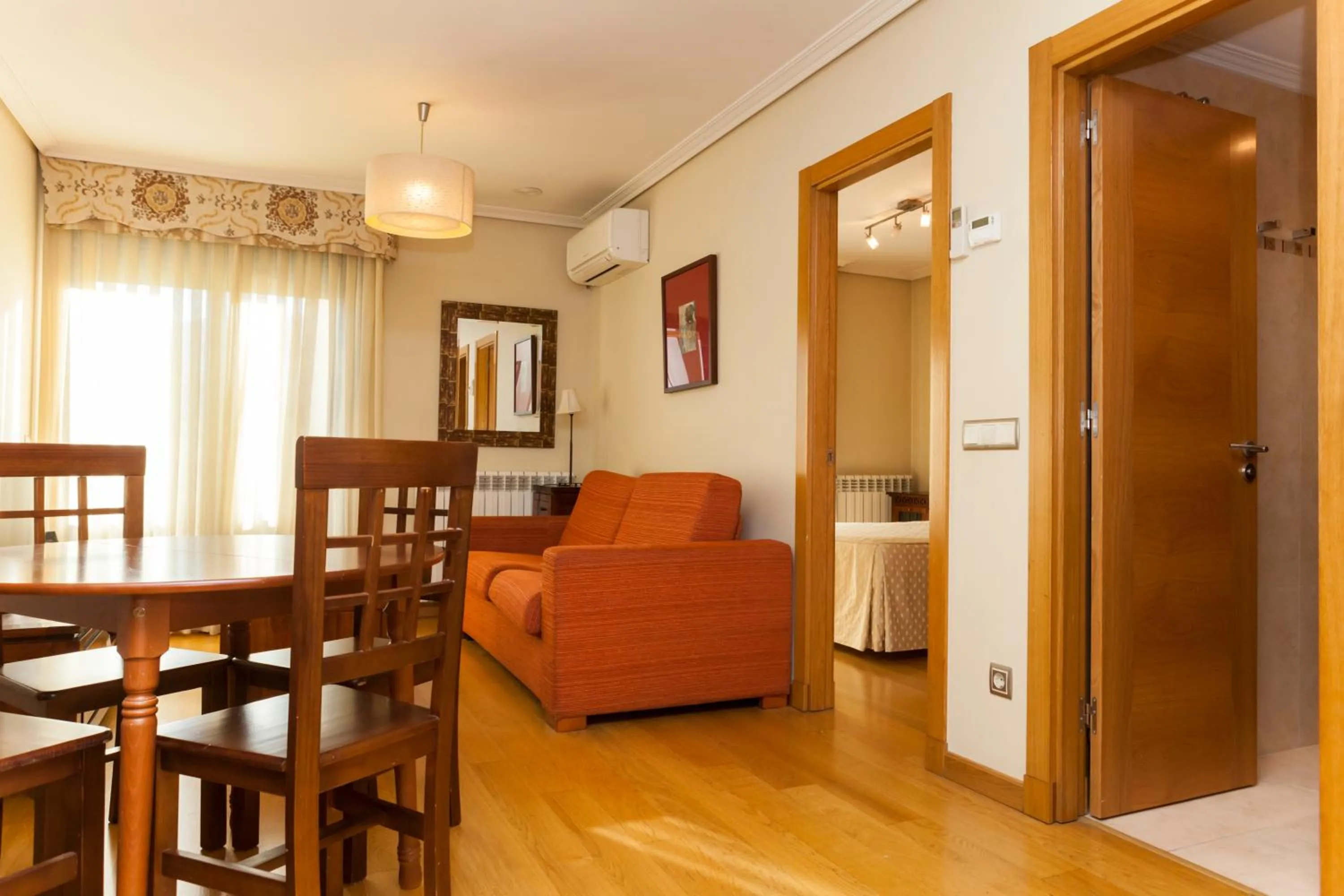 Dining area in Hotel Sercotel Tres Luces