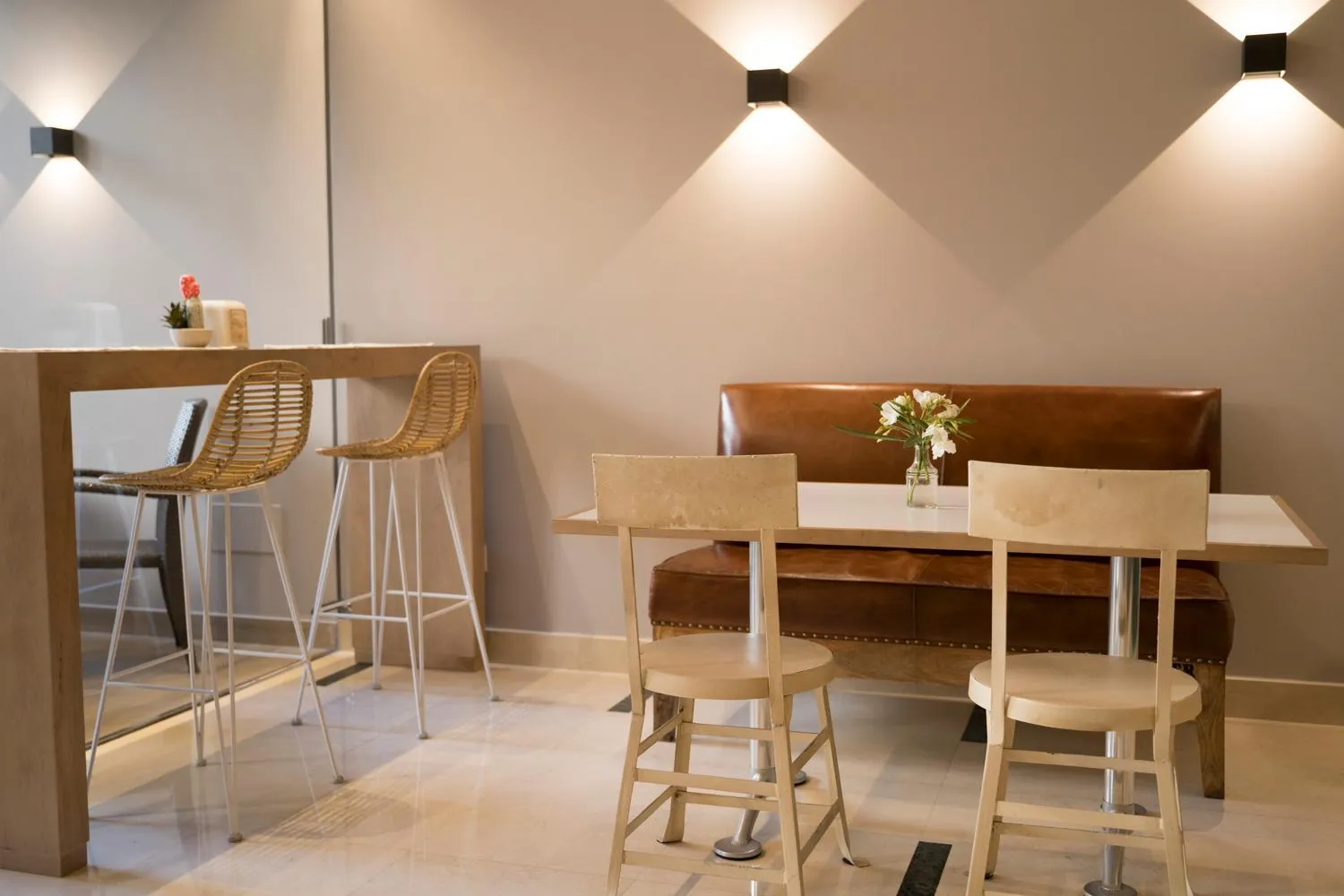 Restaurant/places to eat in Hotel Sercotel Tres Luces