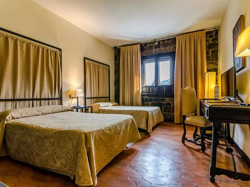 Bed in Hotel Temple Ponferrada