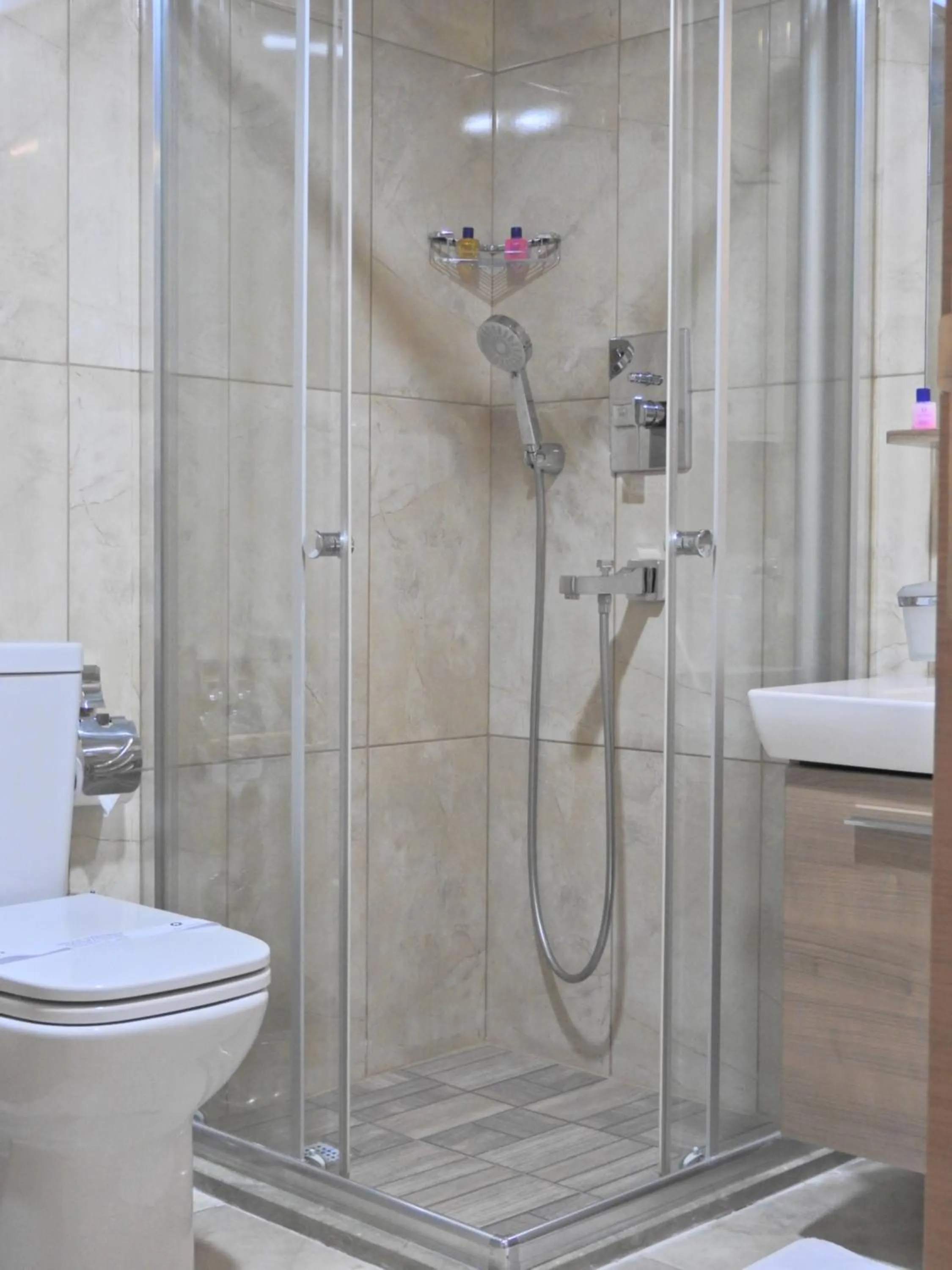 Bathroom in Otel Mutevelli